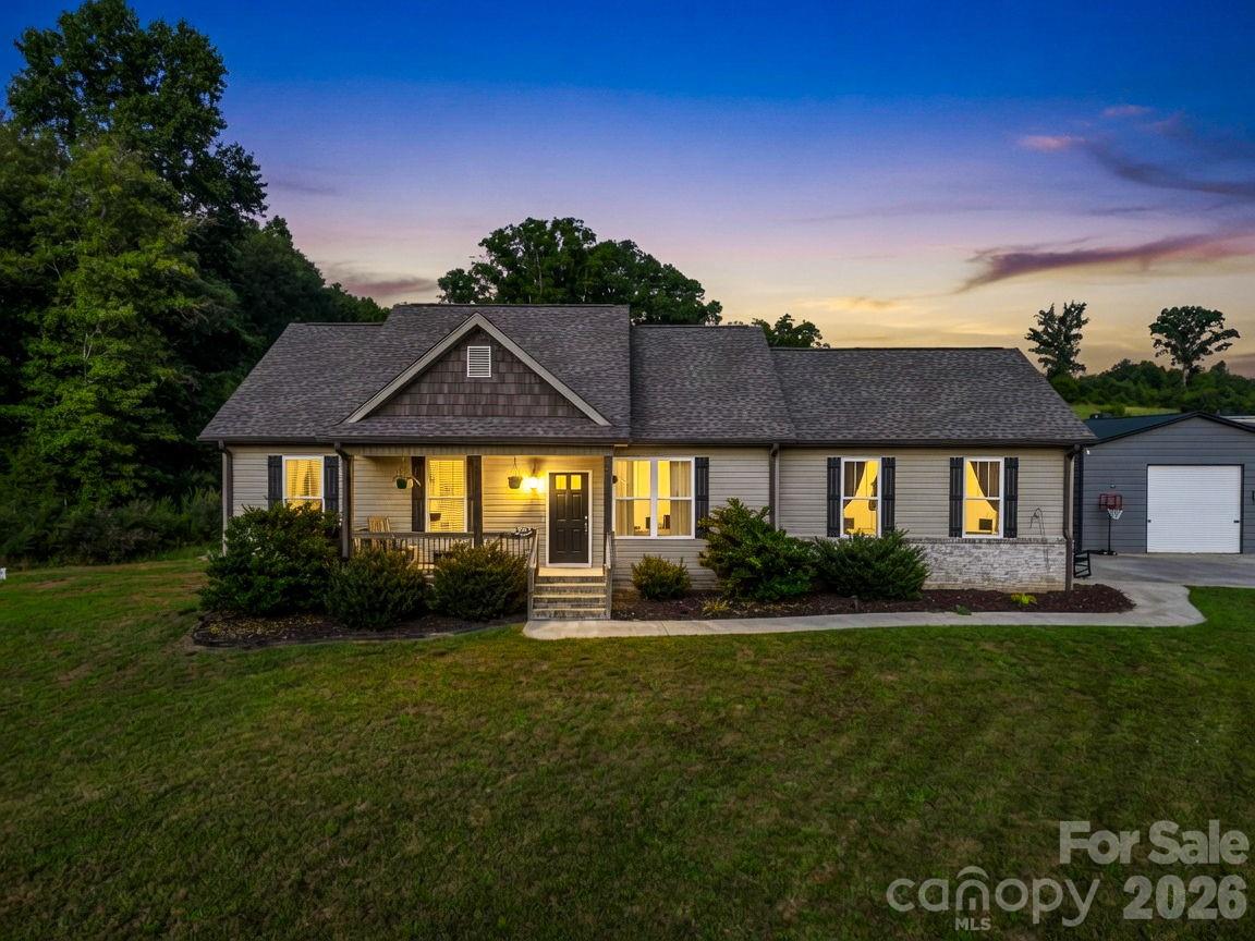 117 Clarence Henson Road Property Photo 2