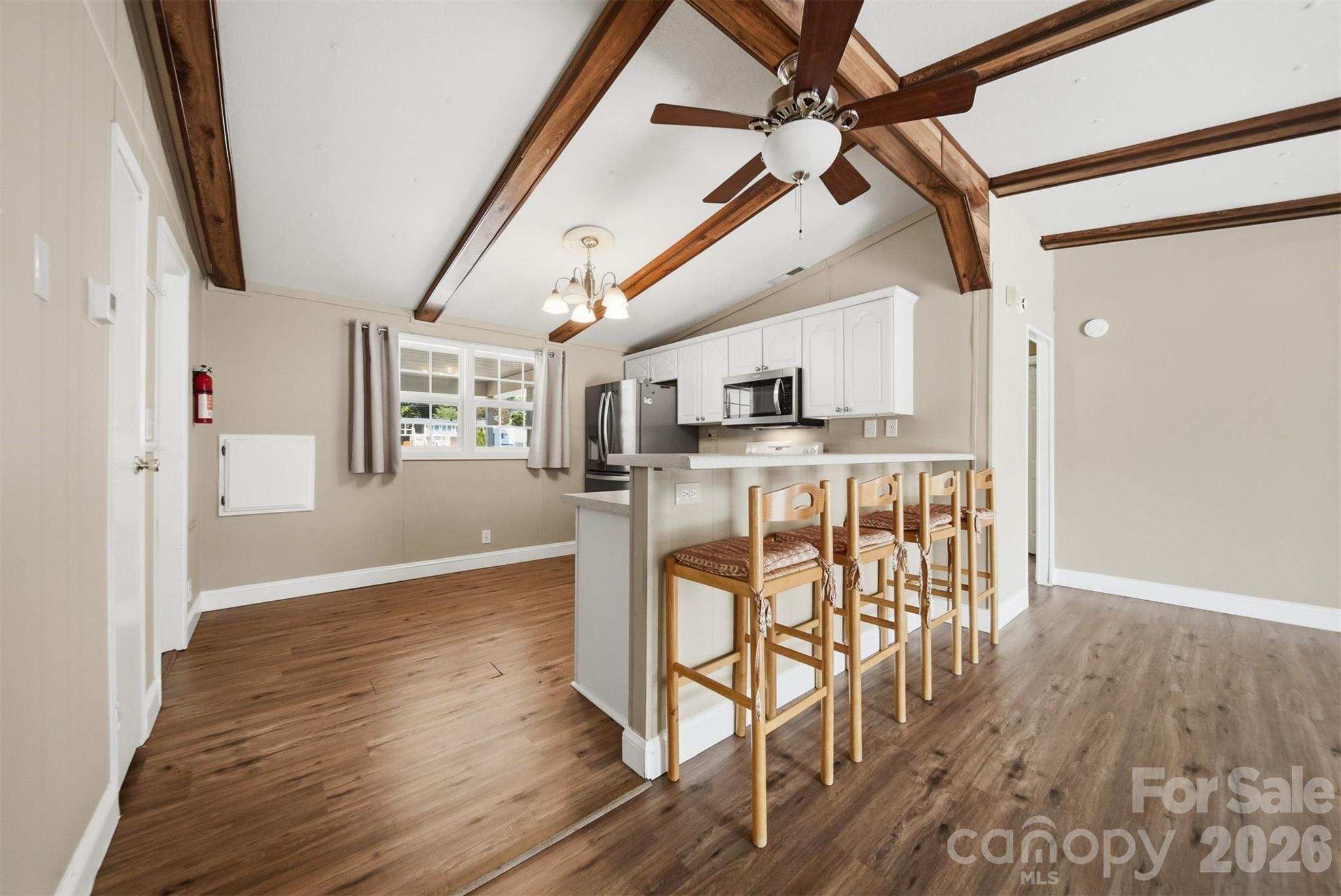 4520 Lake Drive Property Photo 7