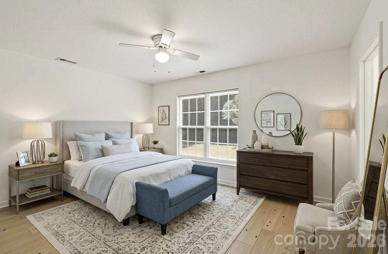 317 Baker Street Property Photo 15