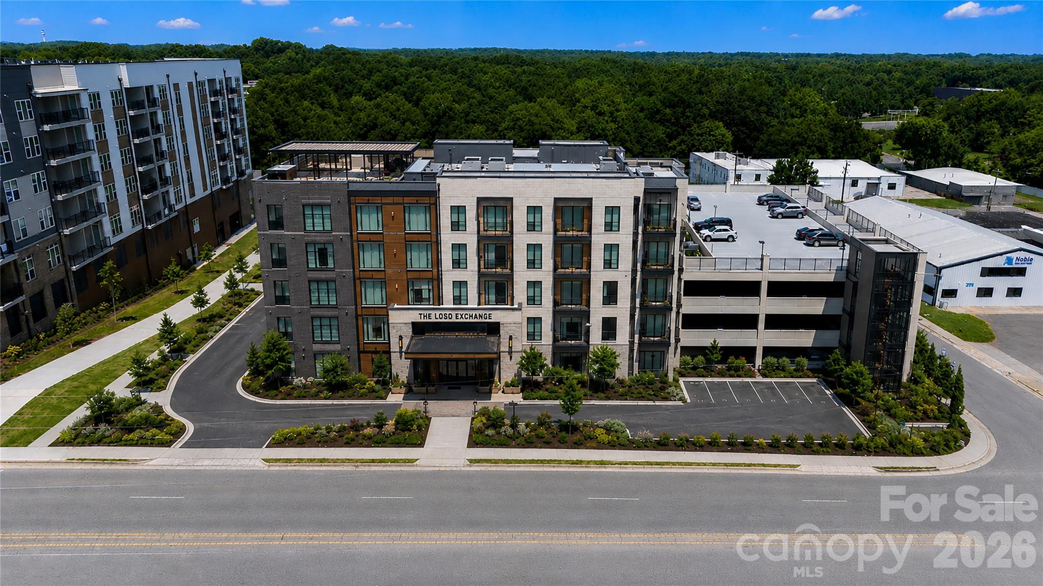 3206 S Tryon Street Property Photo 4