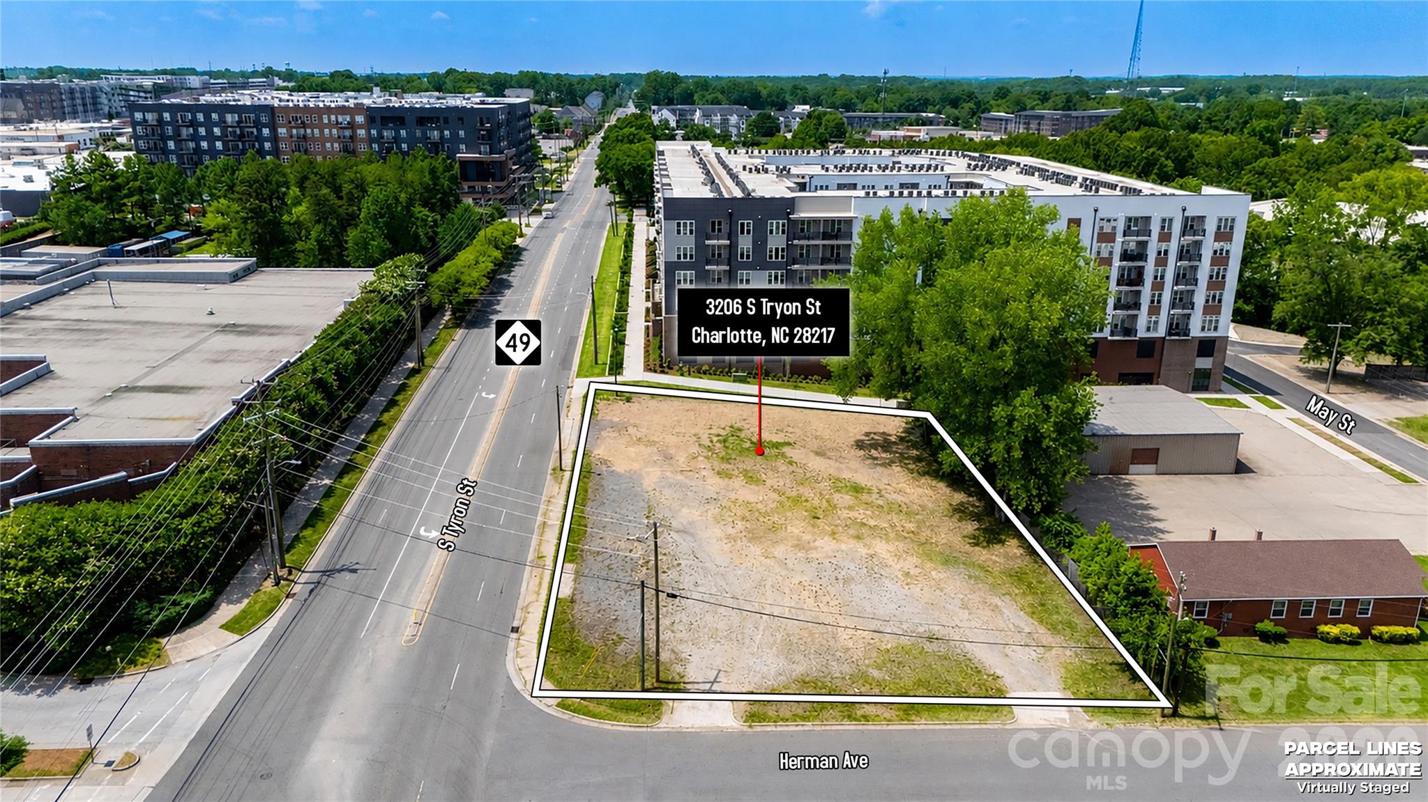 3206 S Tryon Street Property Photo 10