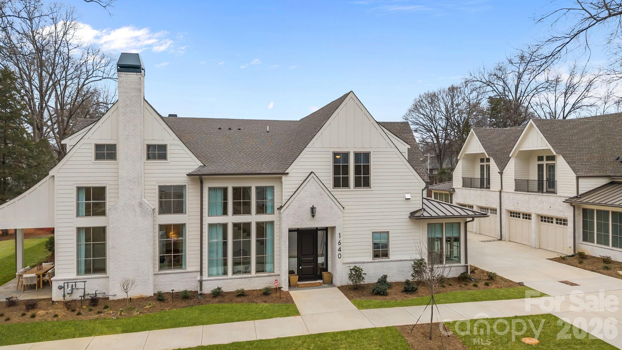 1628 Ferncliff Road Property Photo 3
