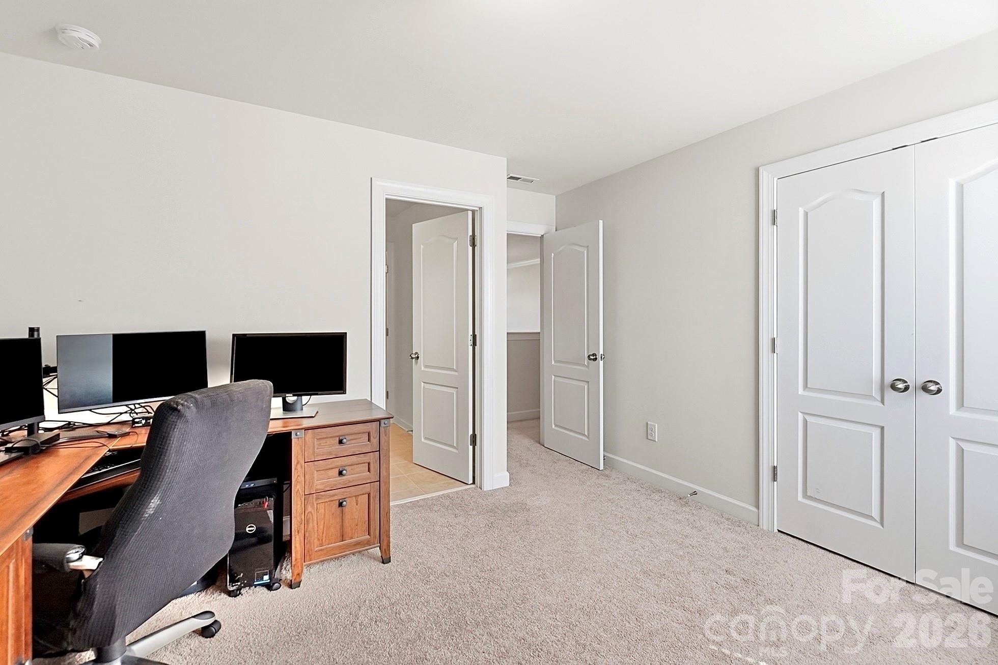 2017 Topaz Plaza Property Photo 32