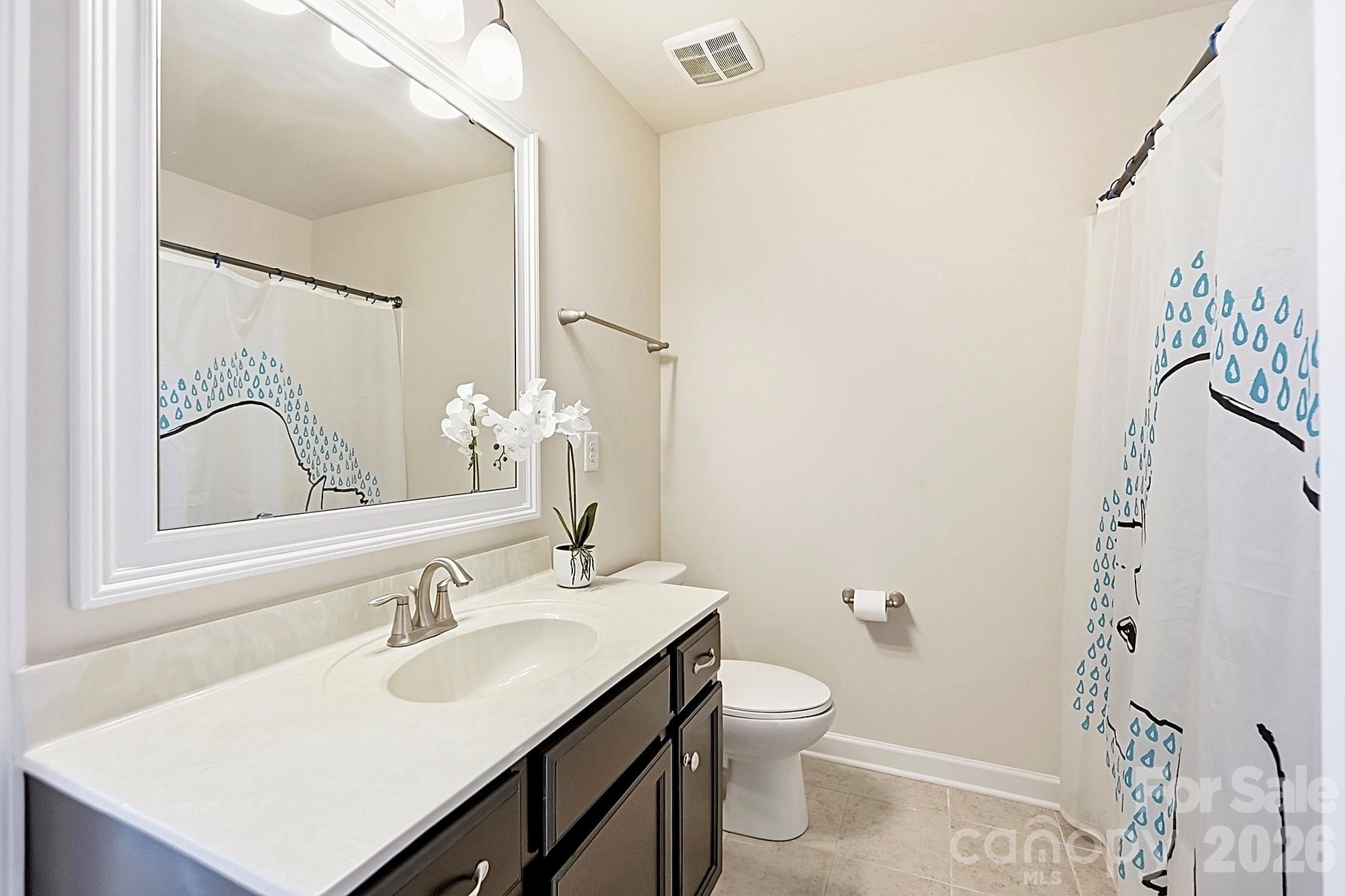 2017 Topaz Plaza Property Photo 33