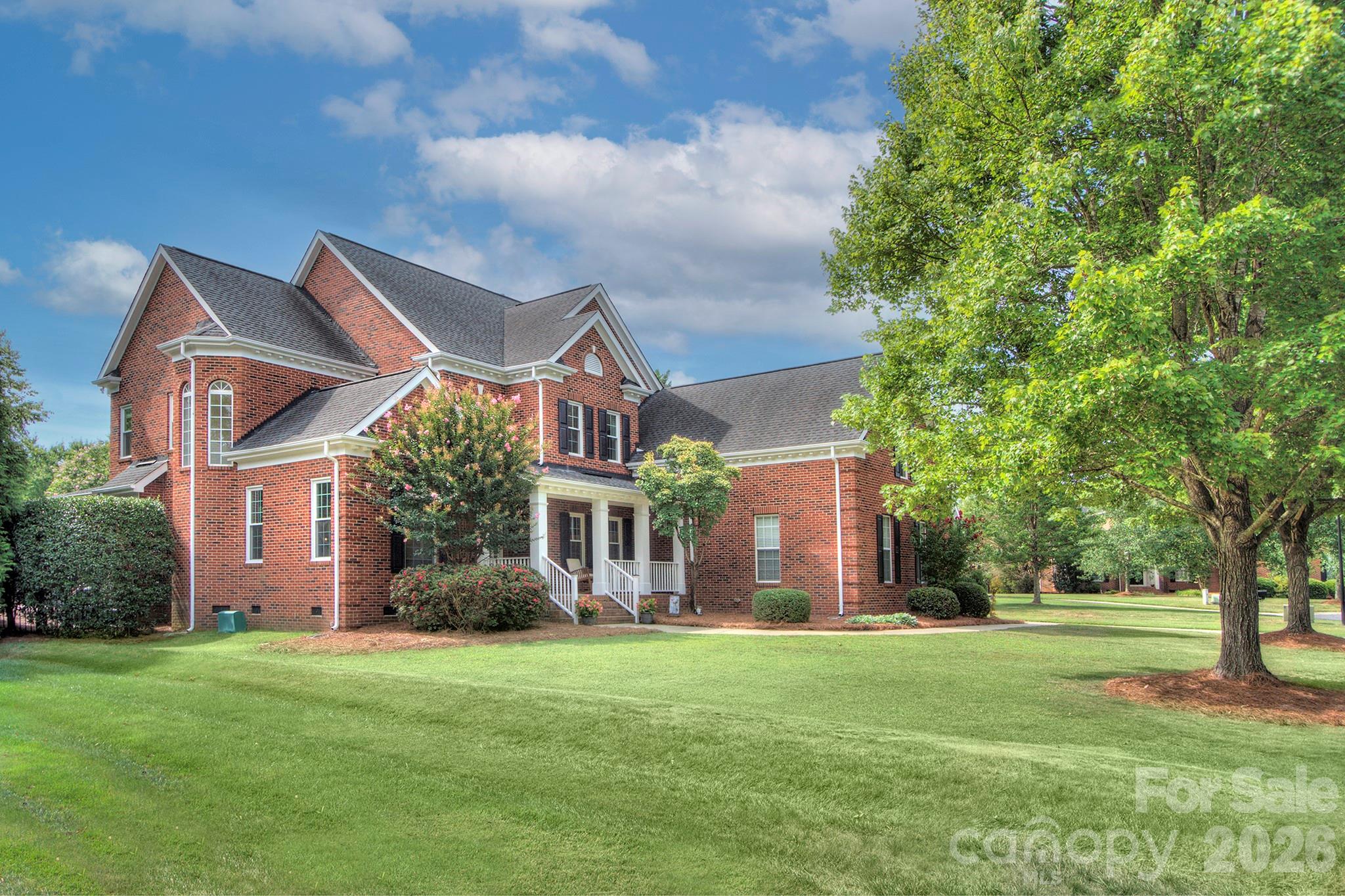 7005 Shadow Rock Court Property Photo 2