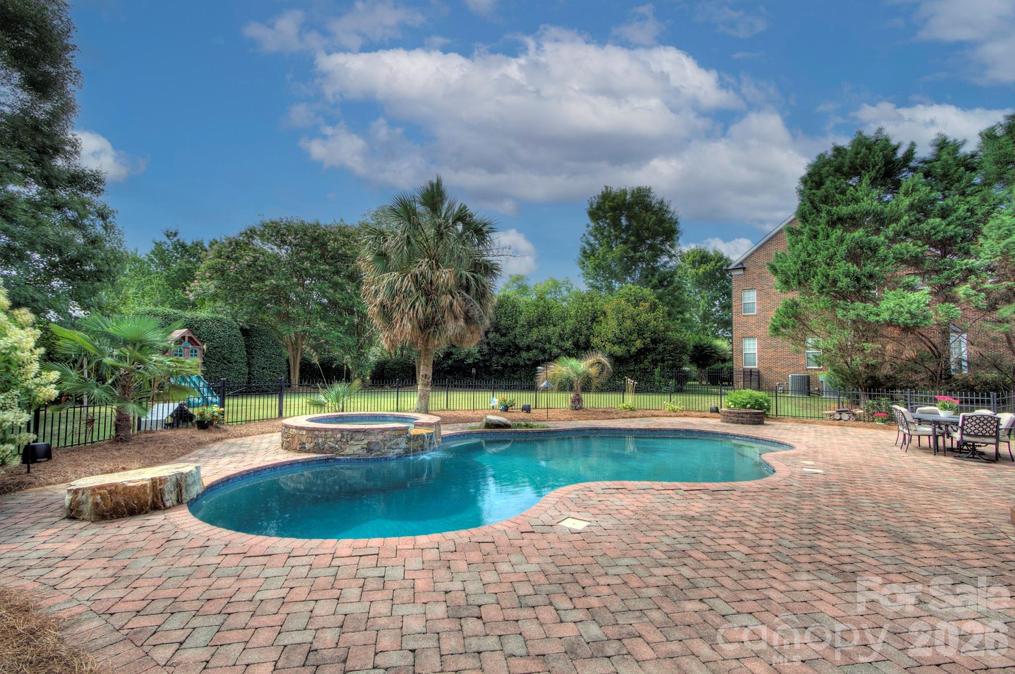 7005 Shadow Rock Court Property Photo 42