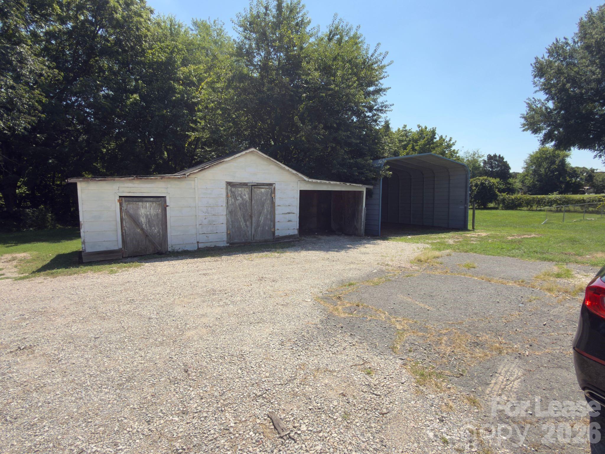 648 Kannapolis Parkway Property Photo 5