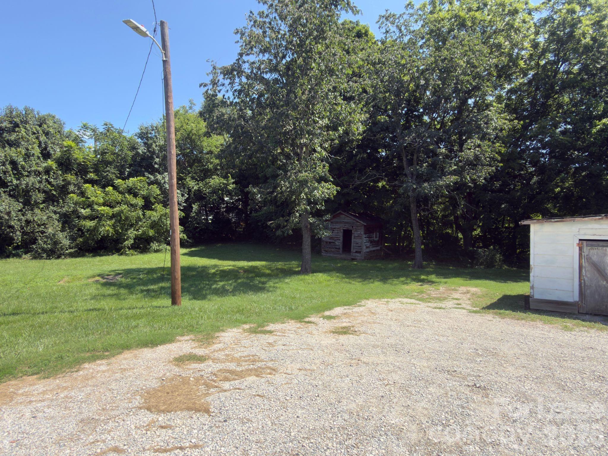 648 Kannapolis Parkway Property Photo 6