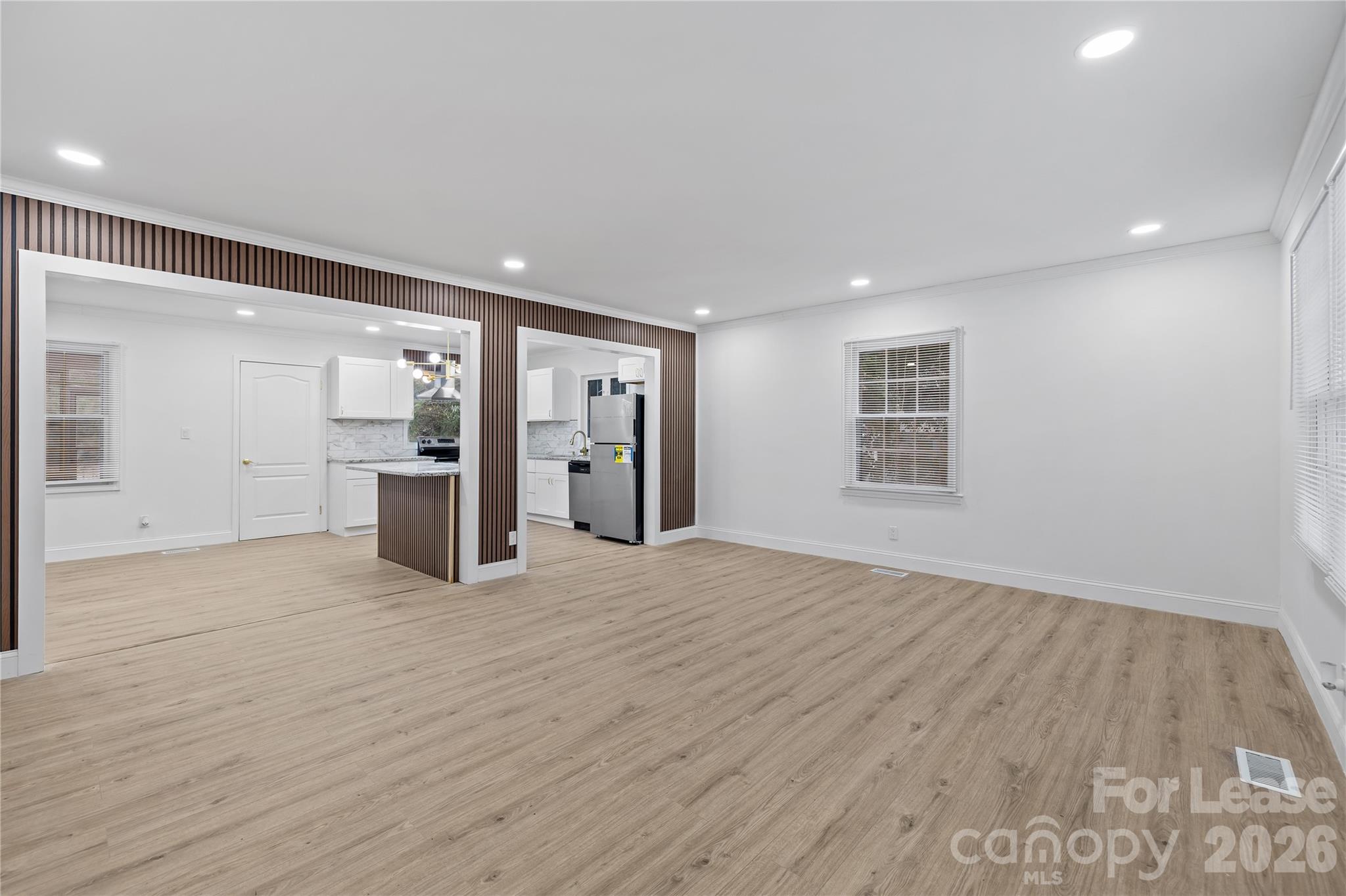 631 Townsend Avenue Property Photo 3
