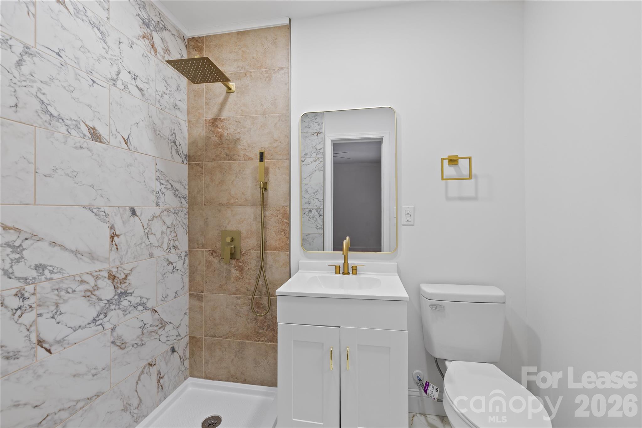 631 Townsend Avenue Property Photo 19