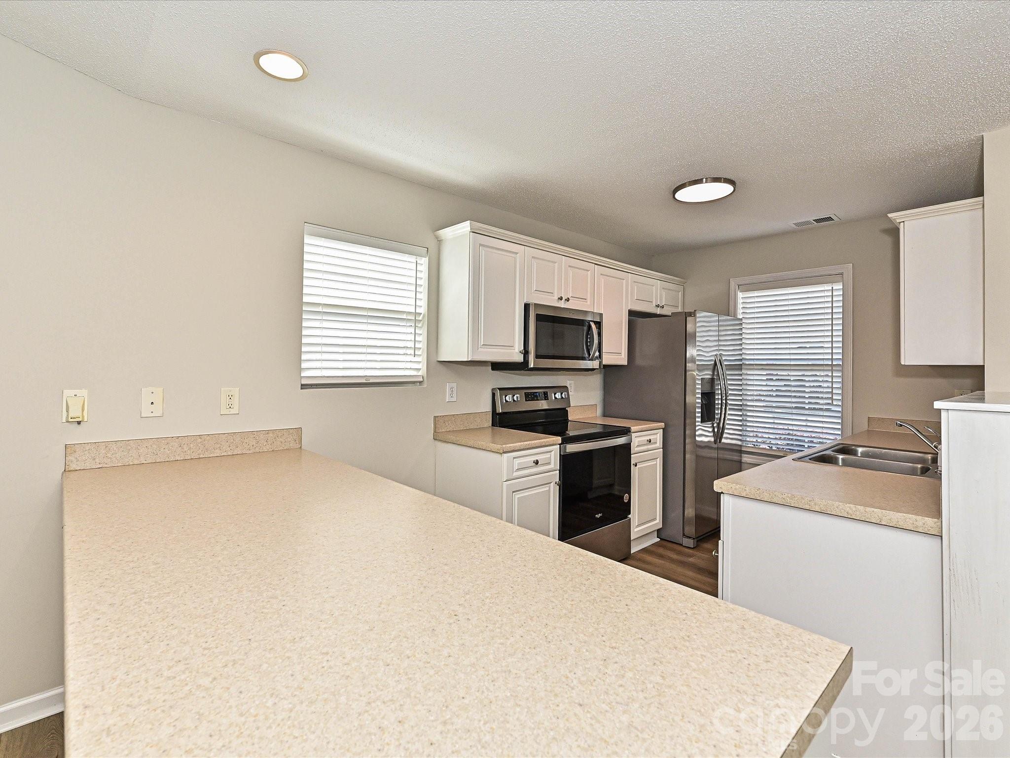 2013 Pin Oak Place Property Photo 12