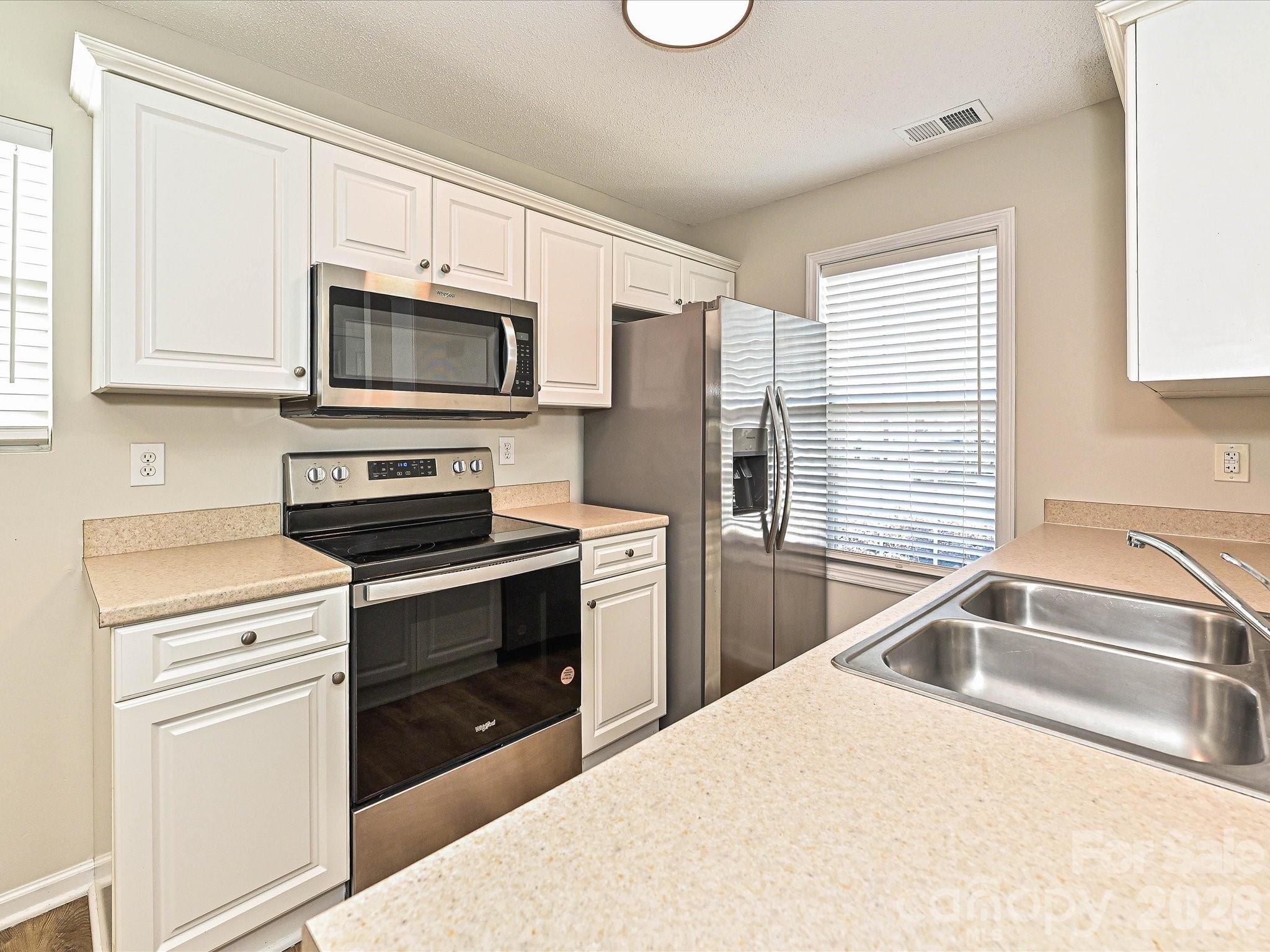 2013 Pin Oak Place Property Photo 13