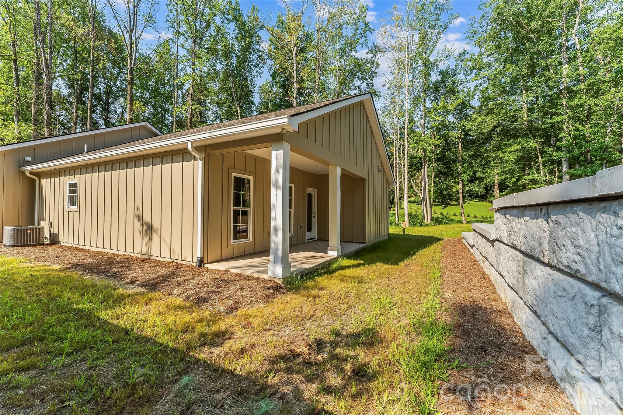 156 Oakdale Drive Property Photo 24