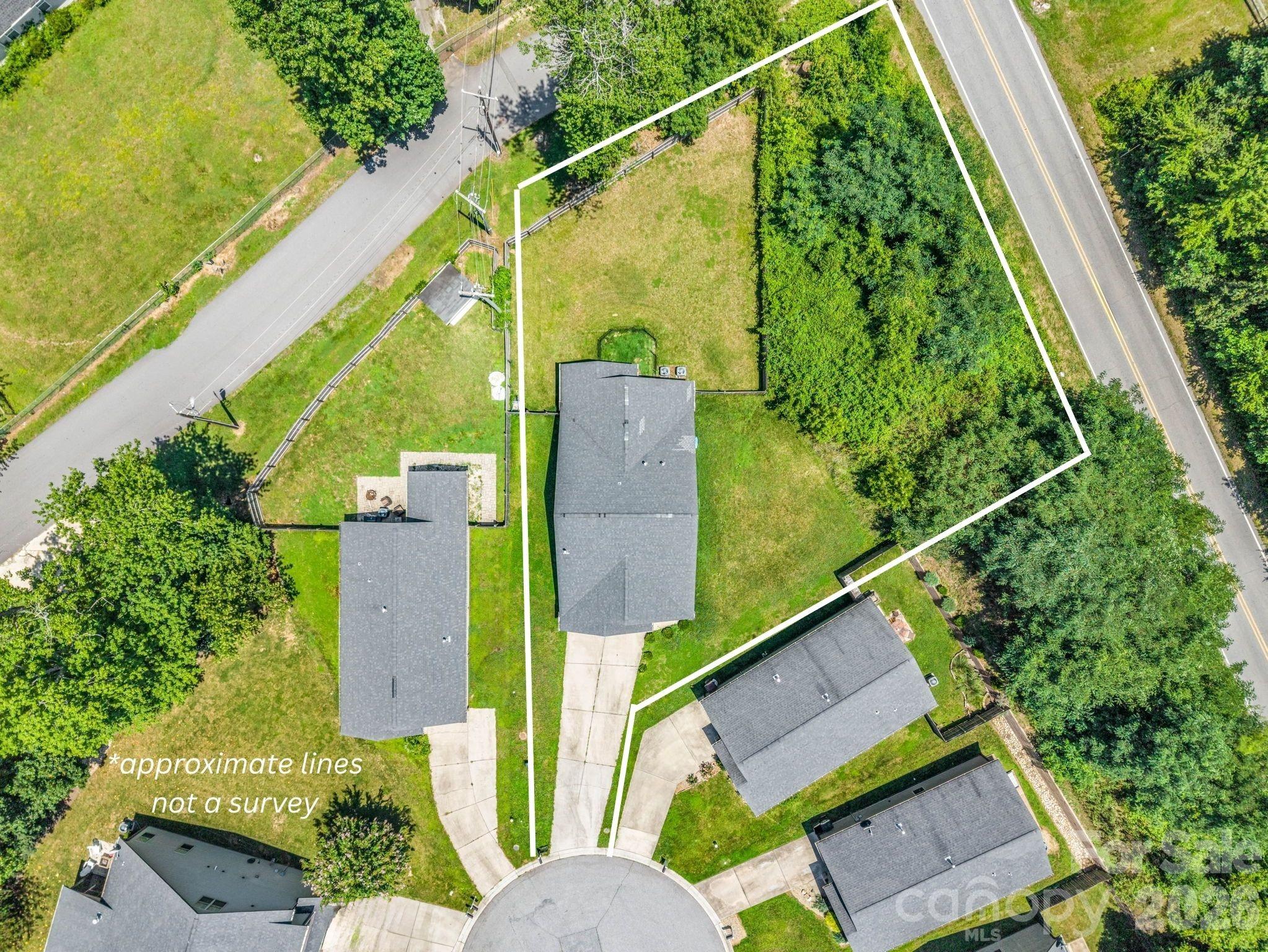 198 N River Road Property Photo 3