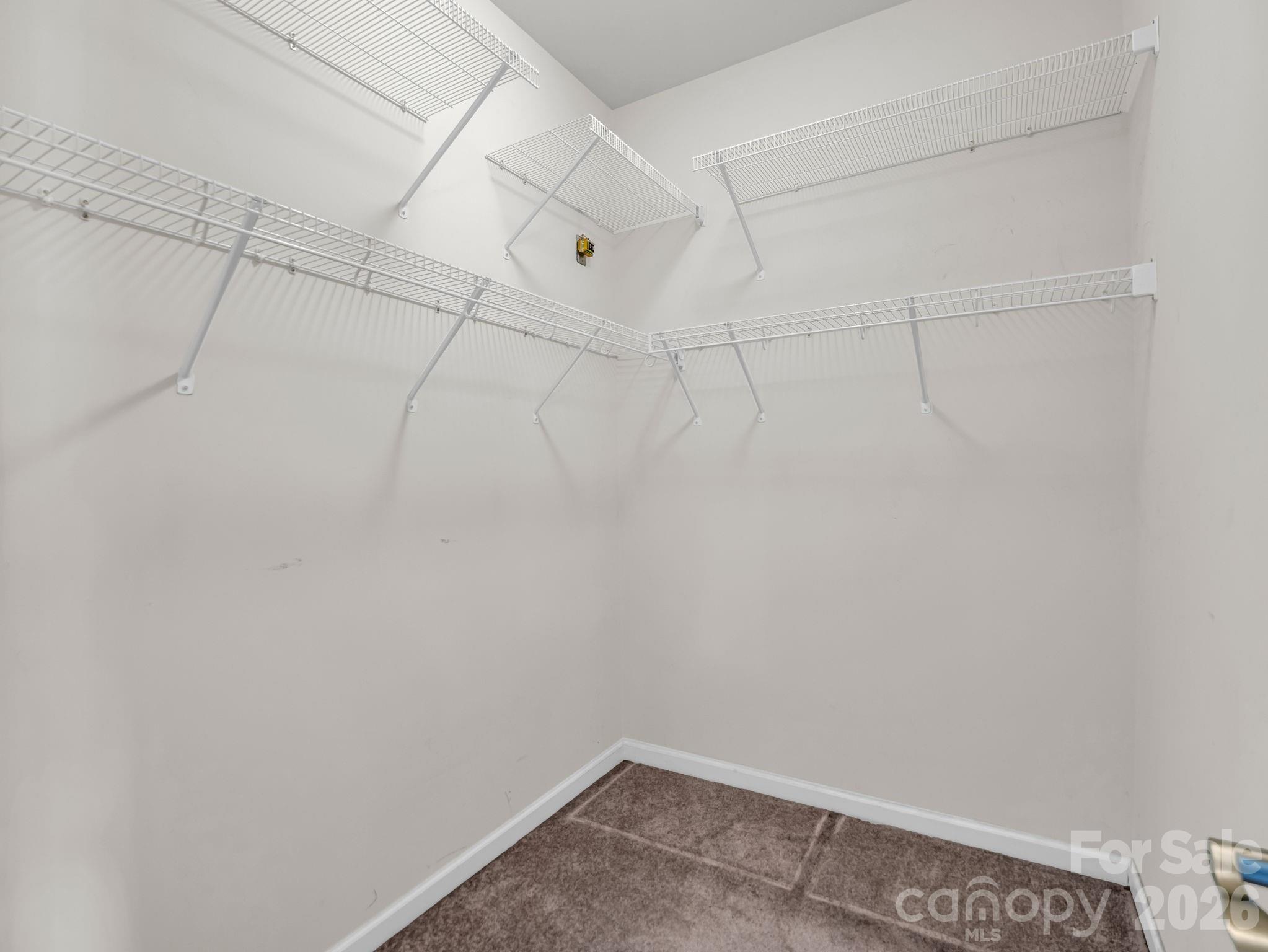 198 N River Road Property Photo 23