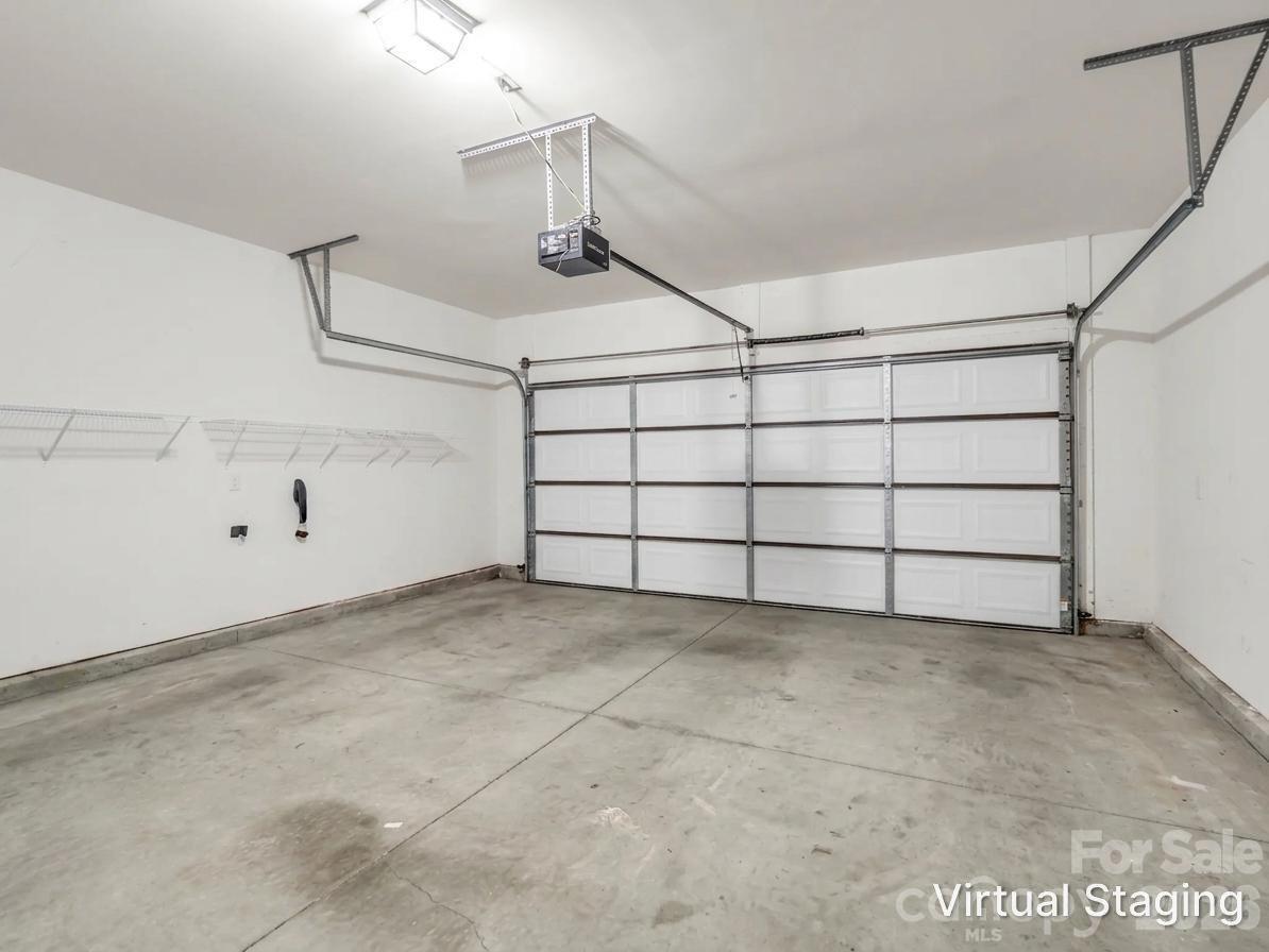 198 N River Road Property Photo 34
