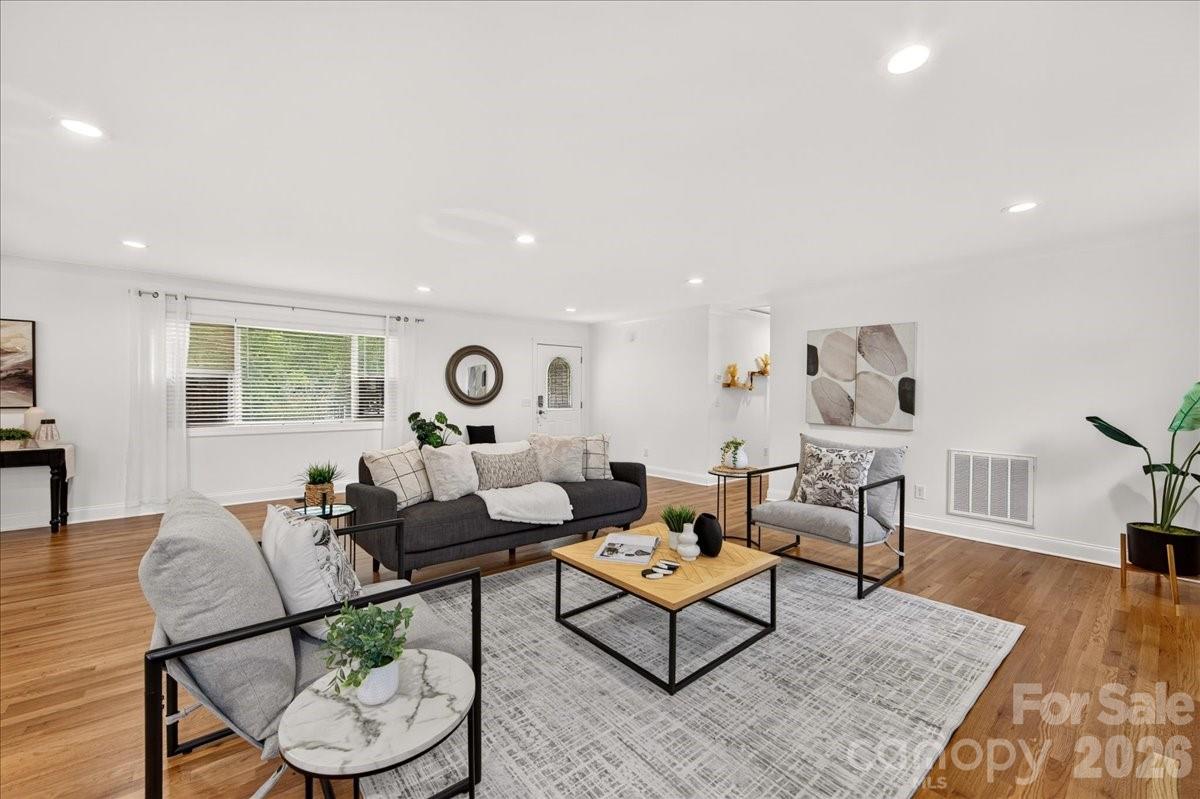 8000 Lawyers Road Property Photo 6