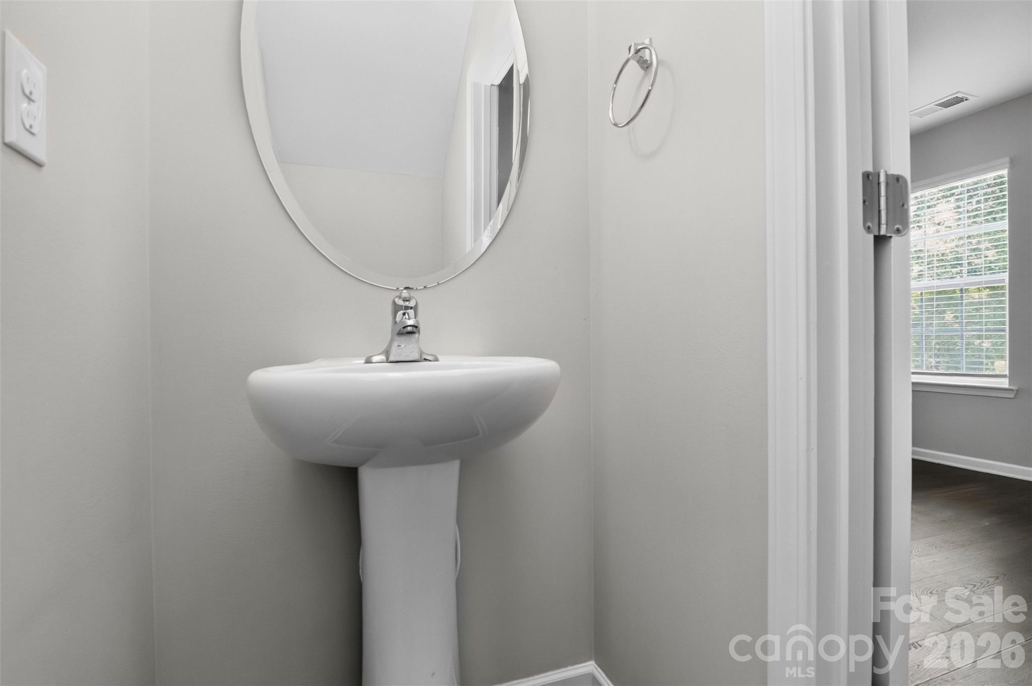 2527 Austyn Joey Drive Property Photo 14