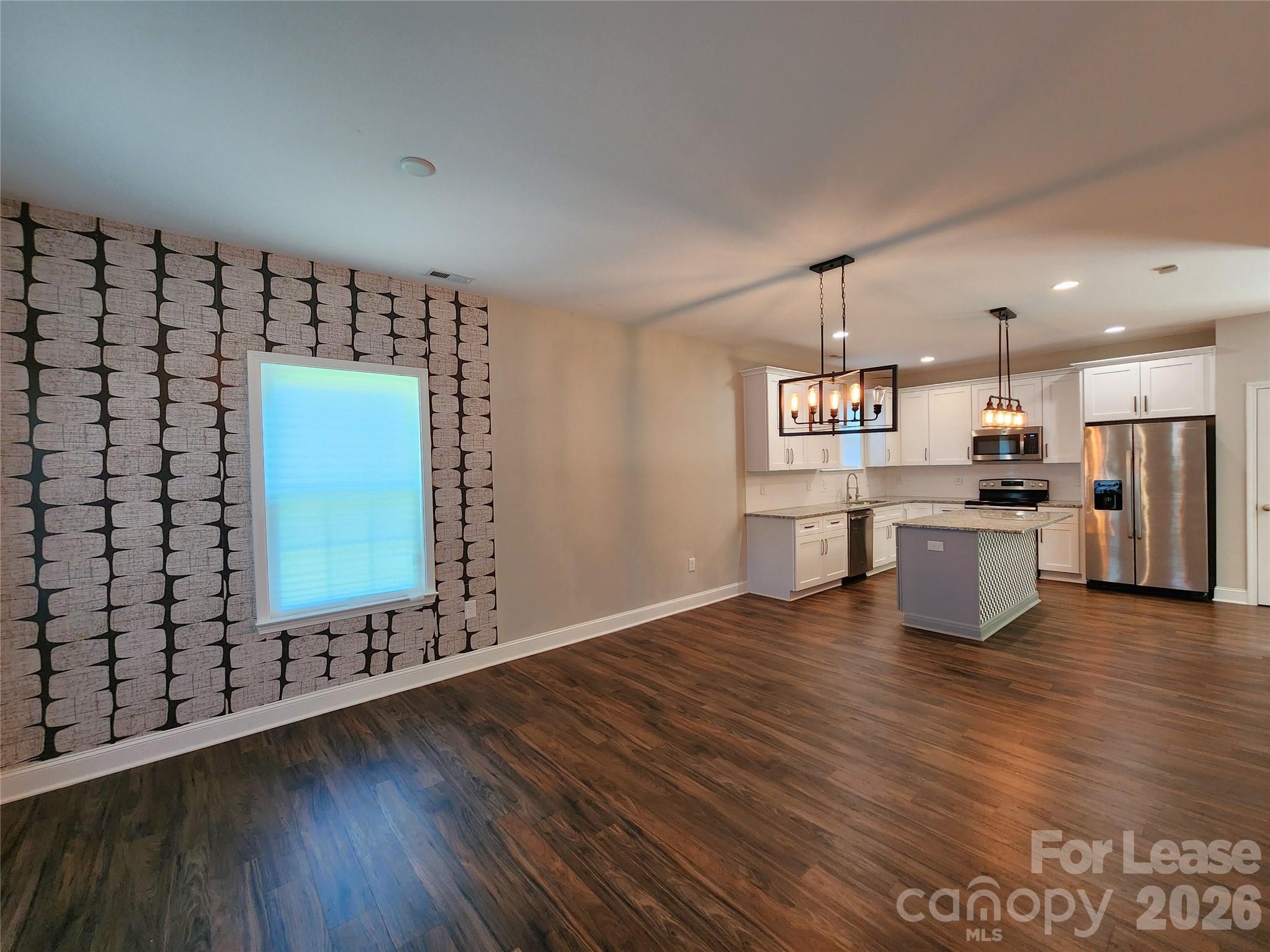2520 Ashe Avenue Property Photo 2