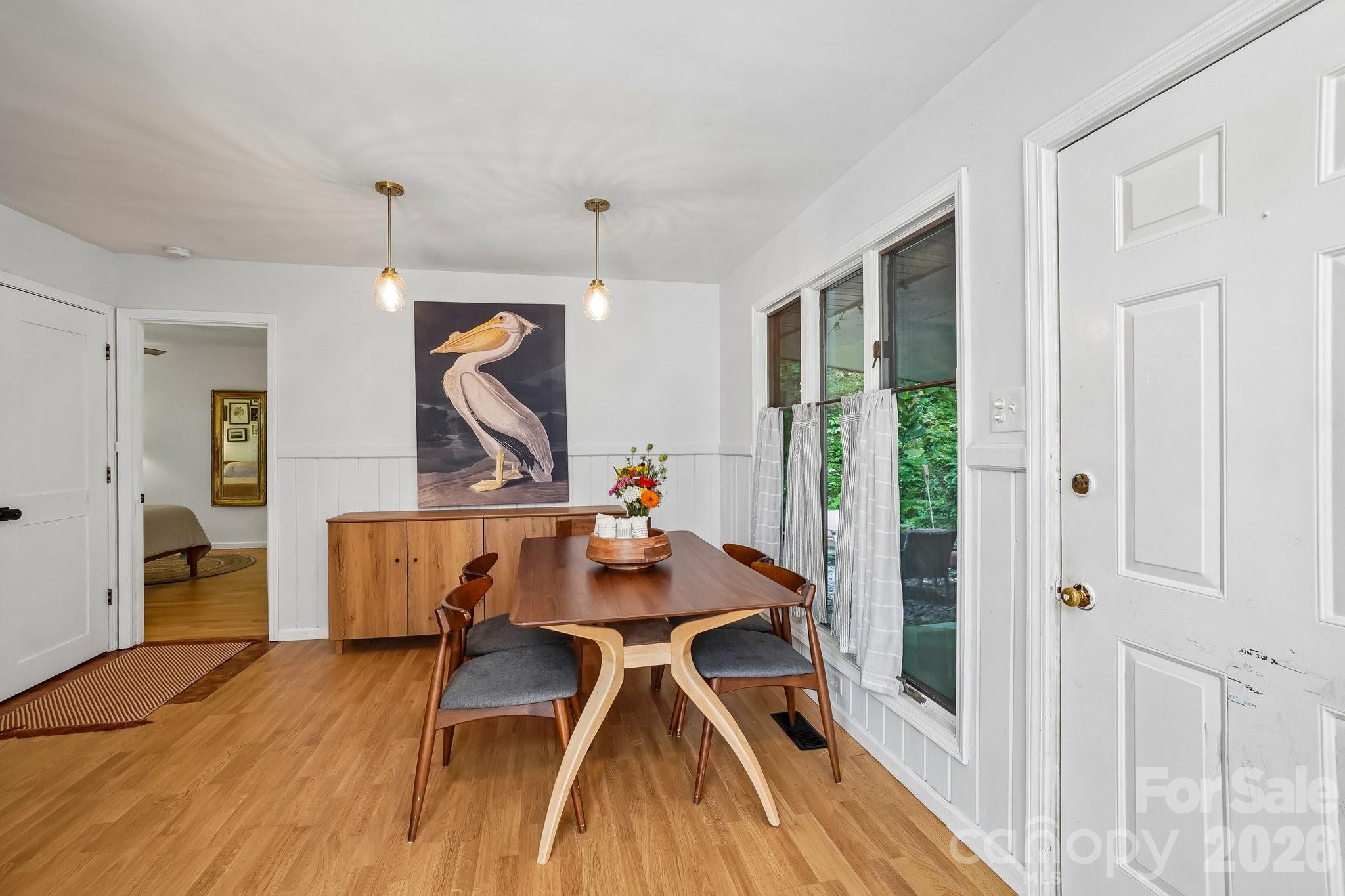 637 Cascade Lake Road Property Photo 12
