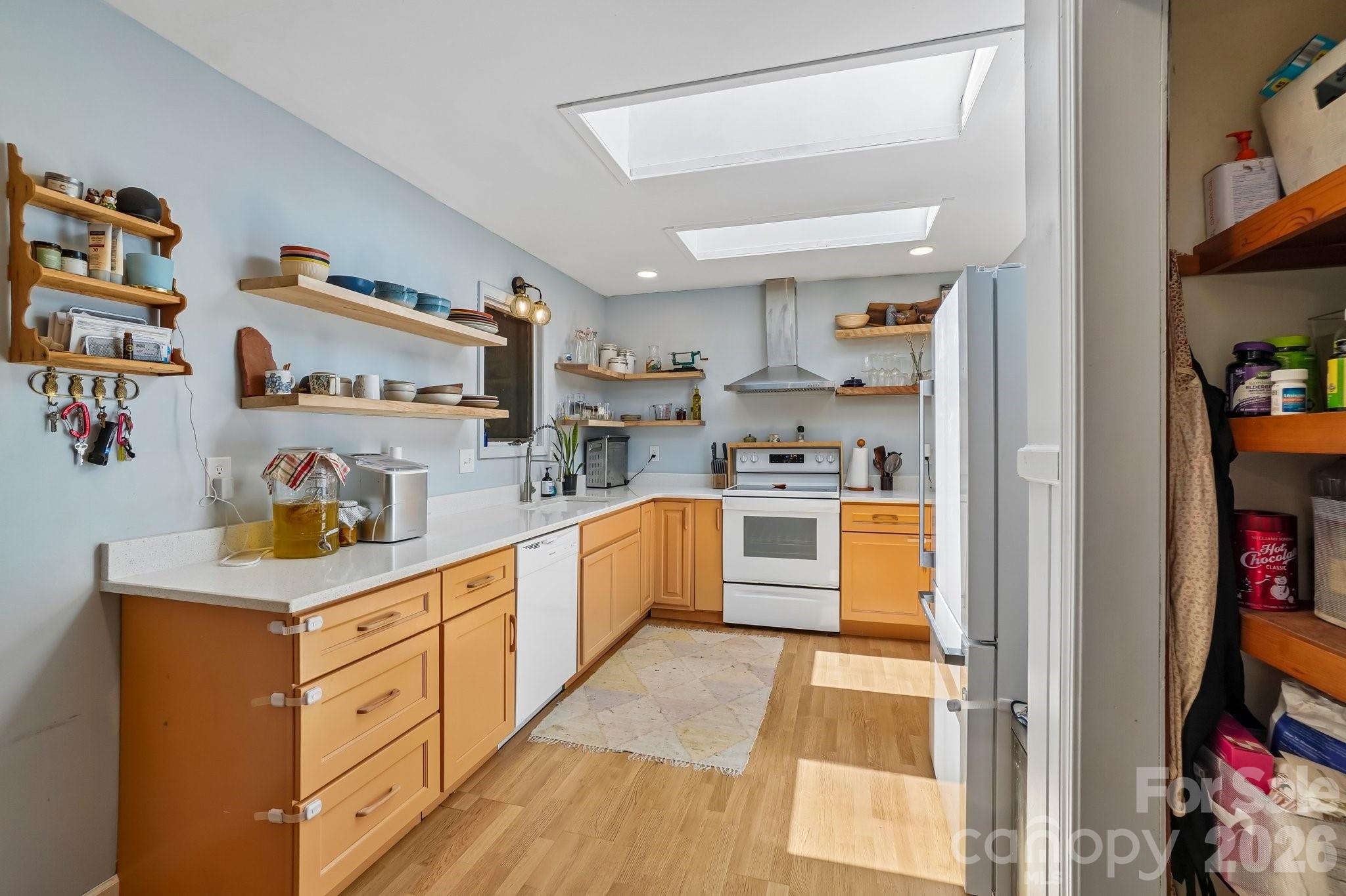 637 Cascade Lake Road Property Photo 16