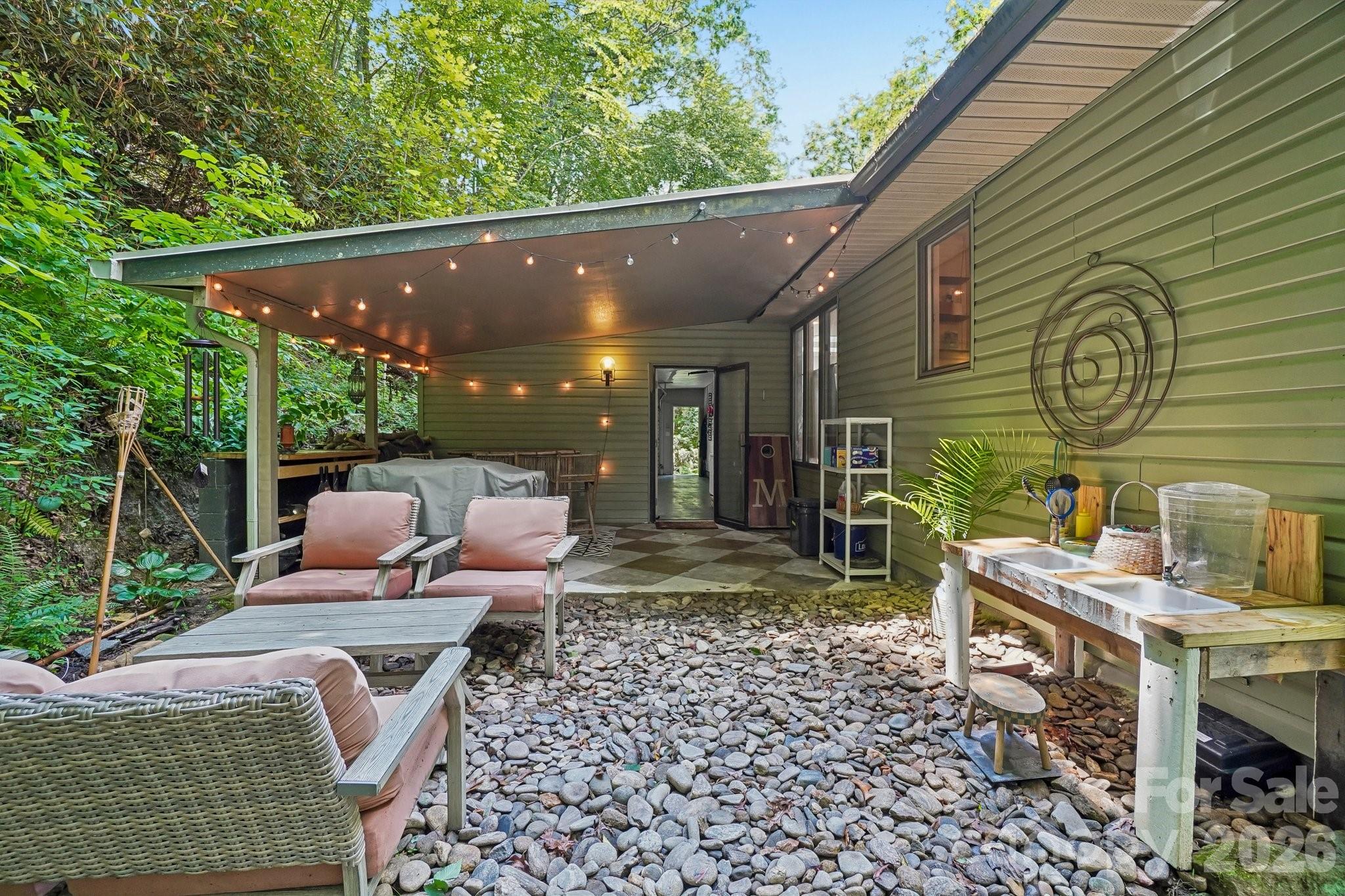 637 Cascade Lake Road Property Photo 38