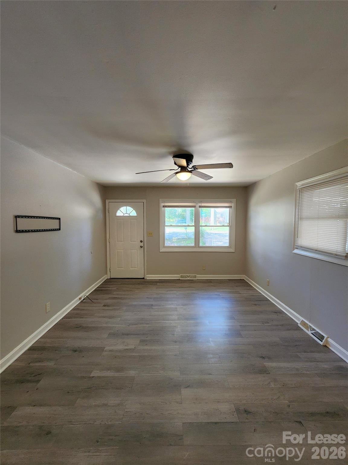 502 S Emerson Street Property Photo 4