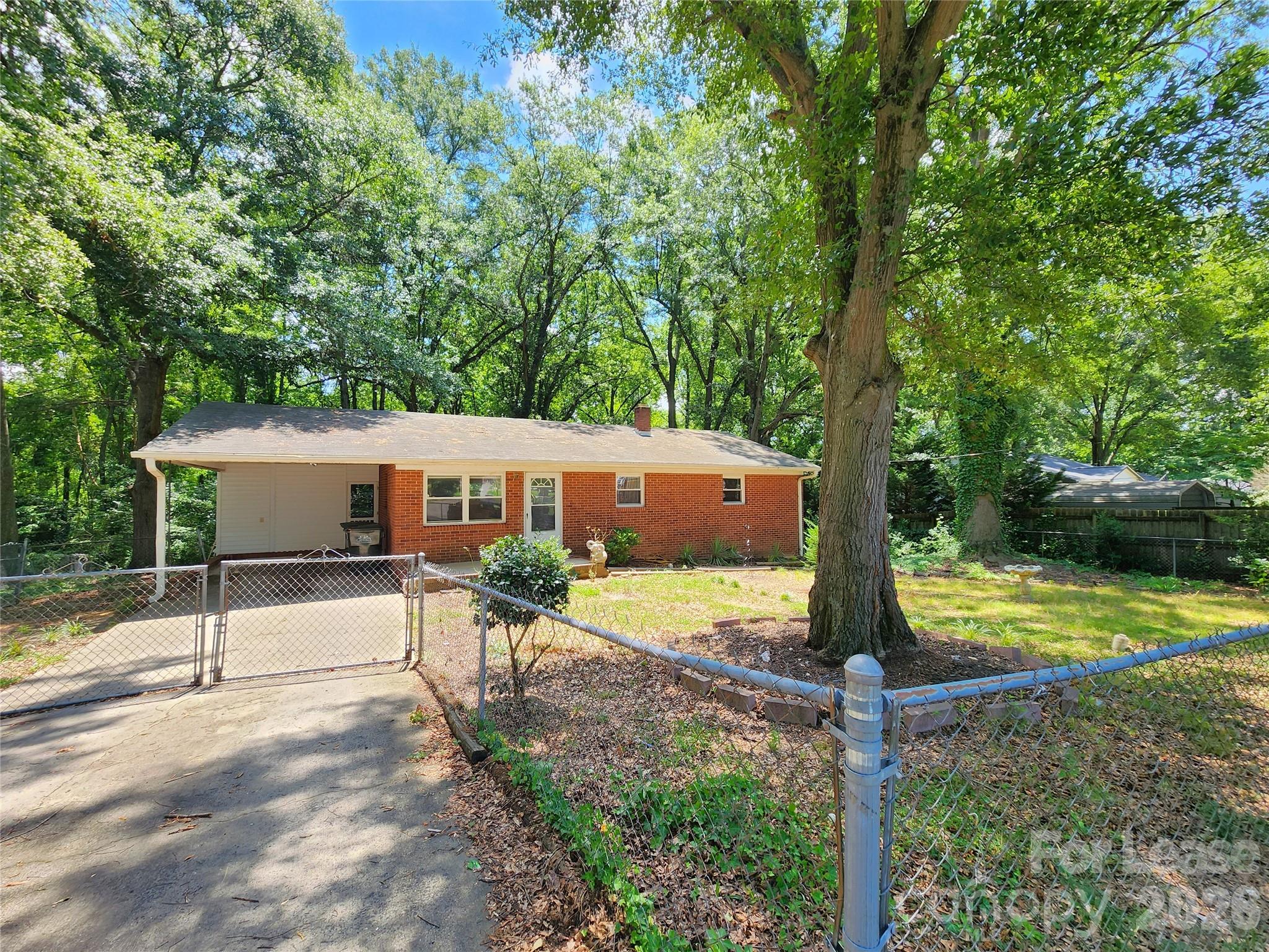 502 S Emerson Street Property Photo 17