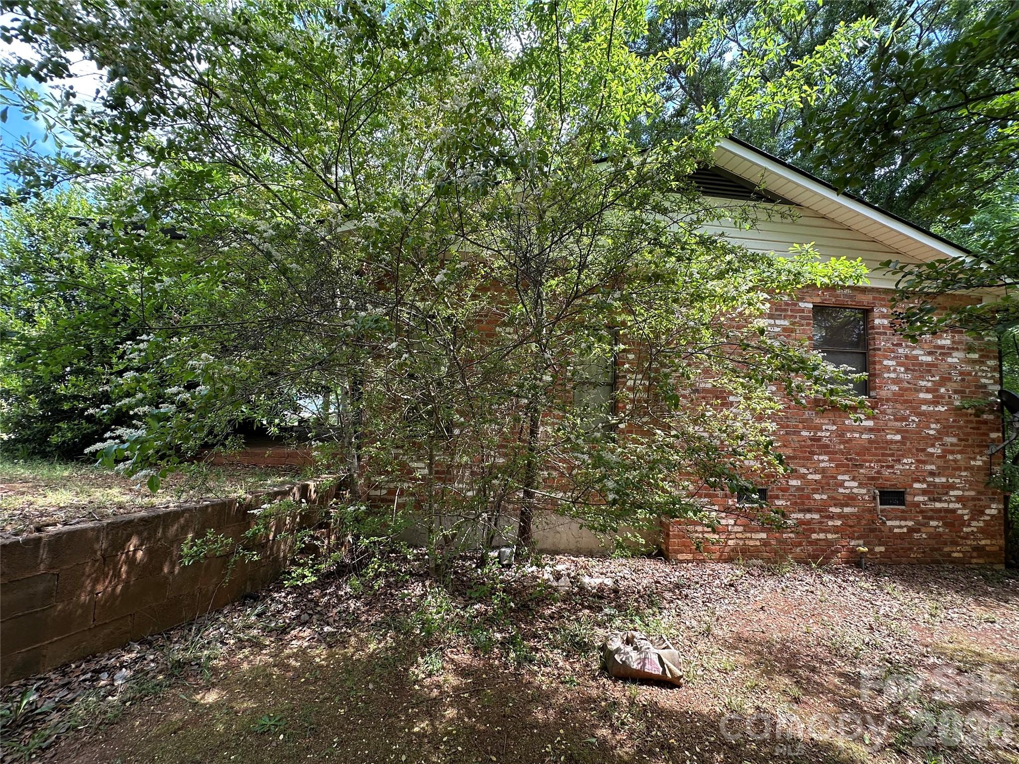 572 Ledbetter Road Property Photo 15