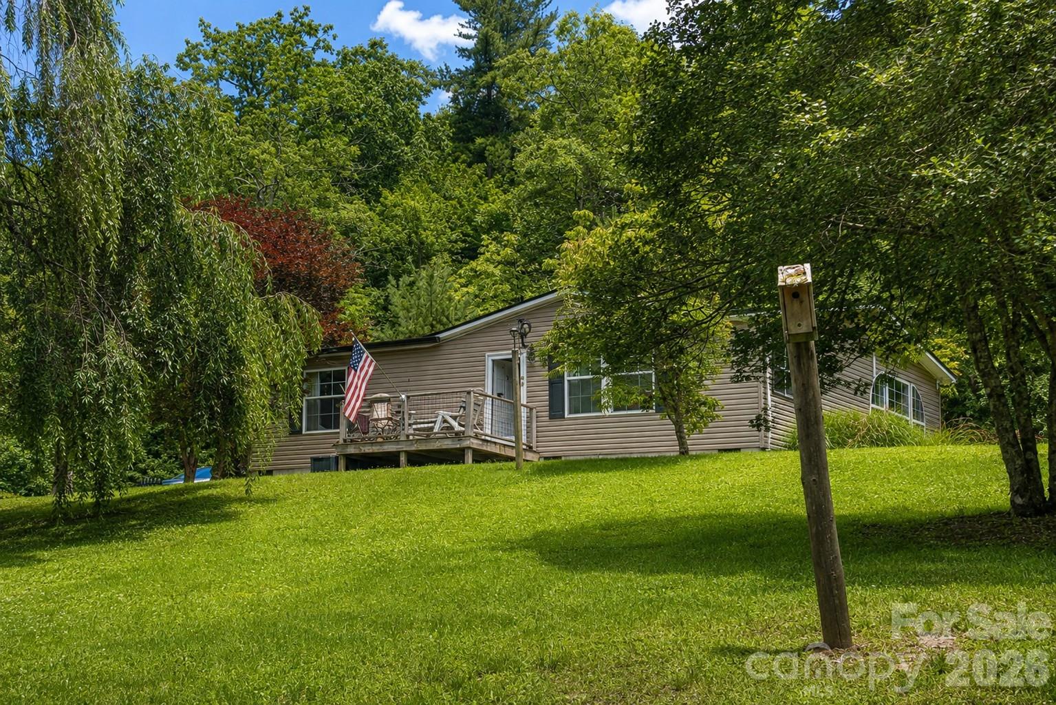 192 Lady Bug Lane Property Photo 1