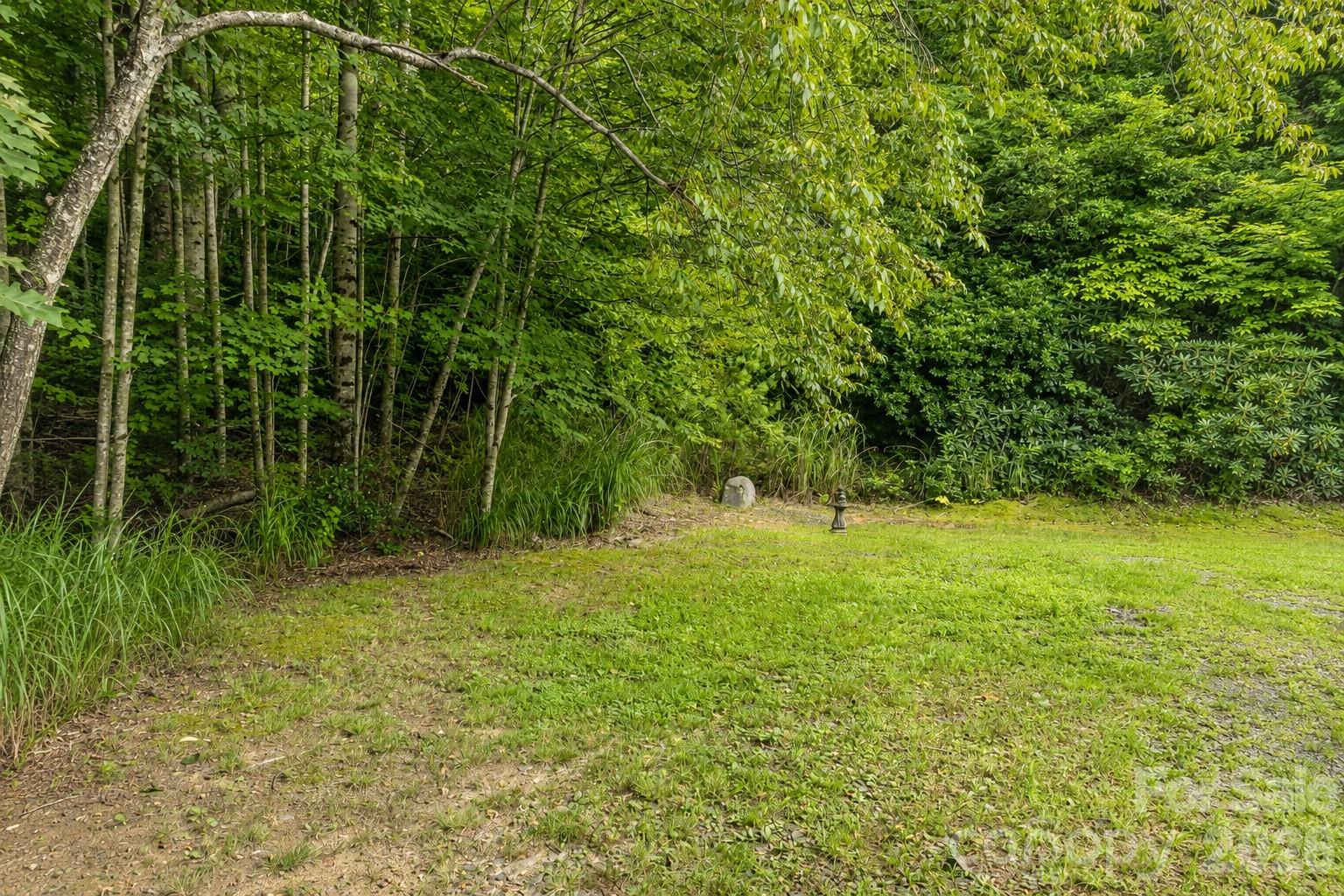 192 Lady Bug Lane Property Photo 3