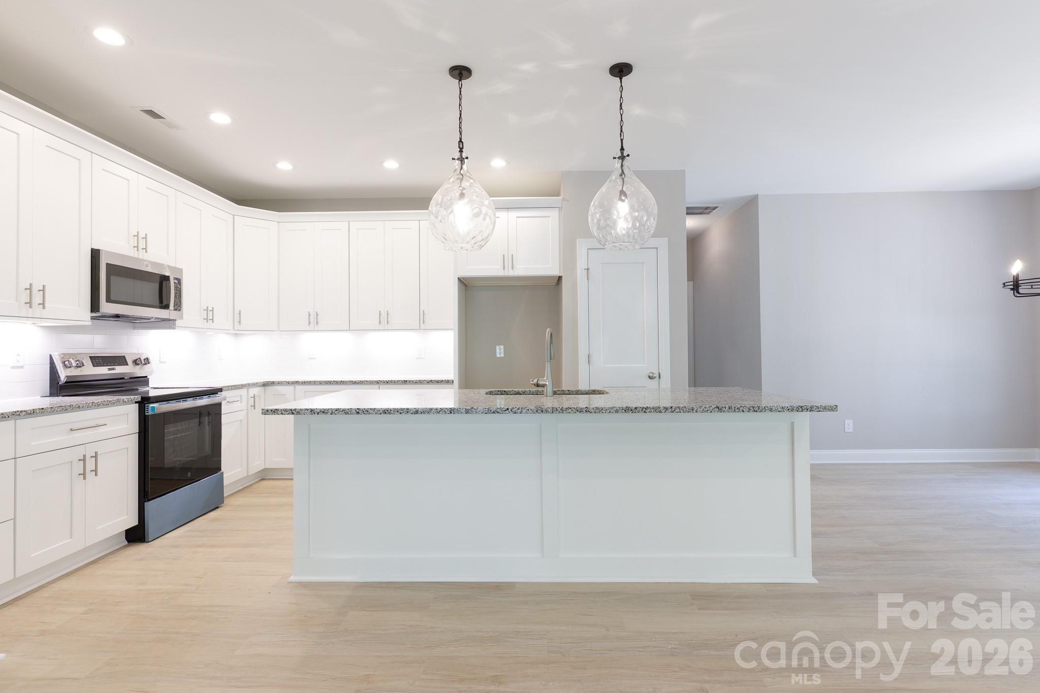 2902 Peden Bridge Road Property Photo 17