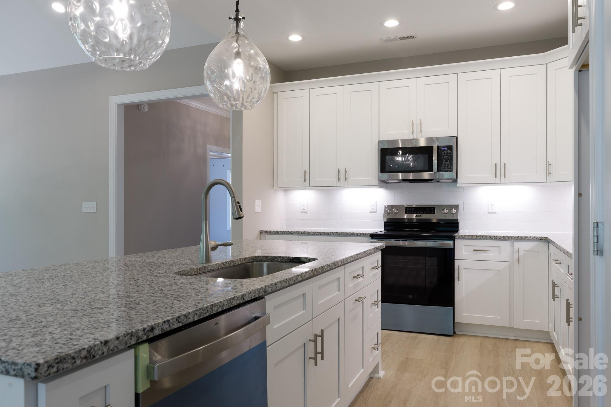 2902 Peden Bridge Road Property Photo 19