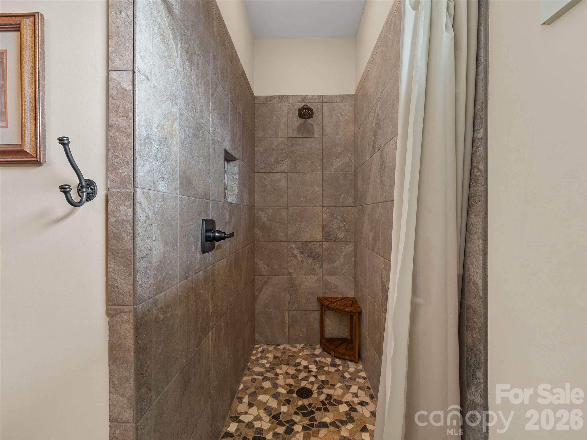 197 Arlys Lane Property Photo 14