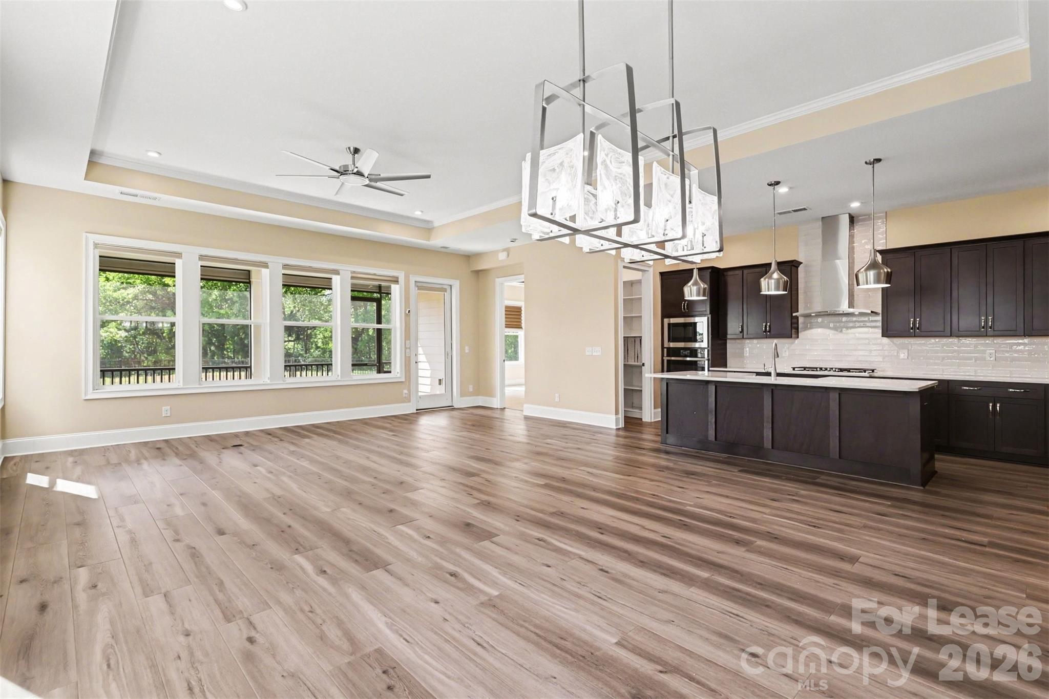 2026 Lake Como Drive Property Photo 13