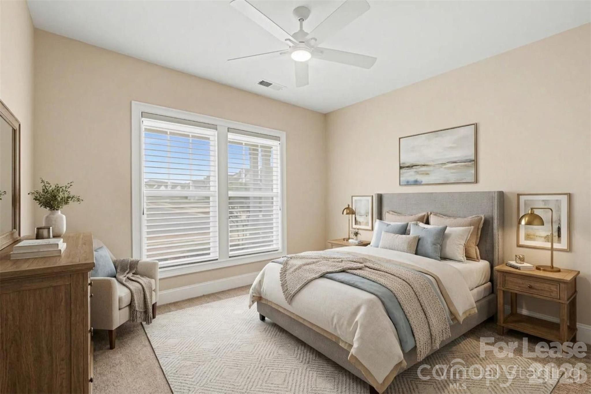 2026 Lake Como Drive Property Photo 18