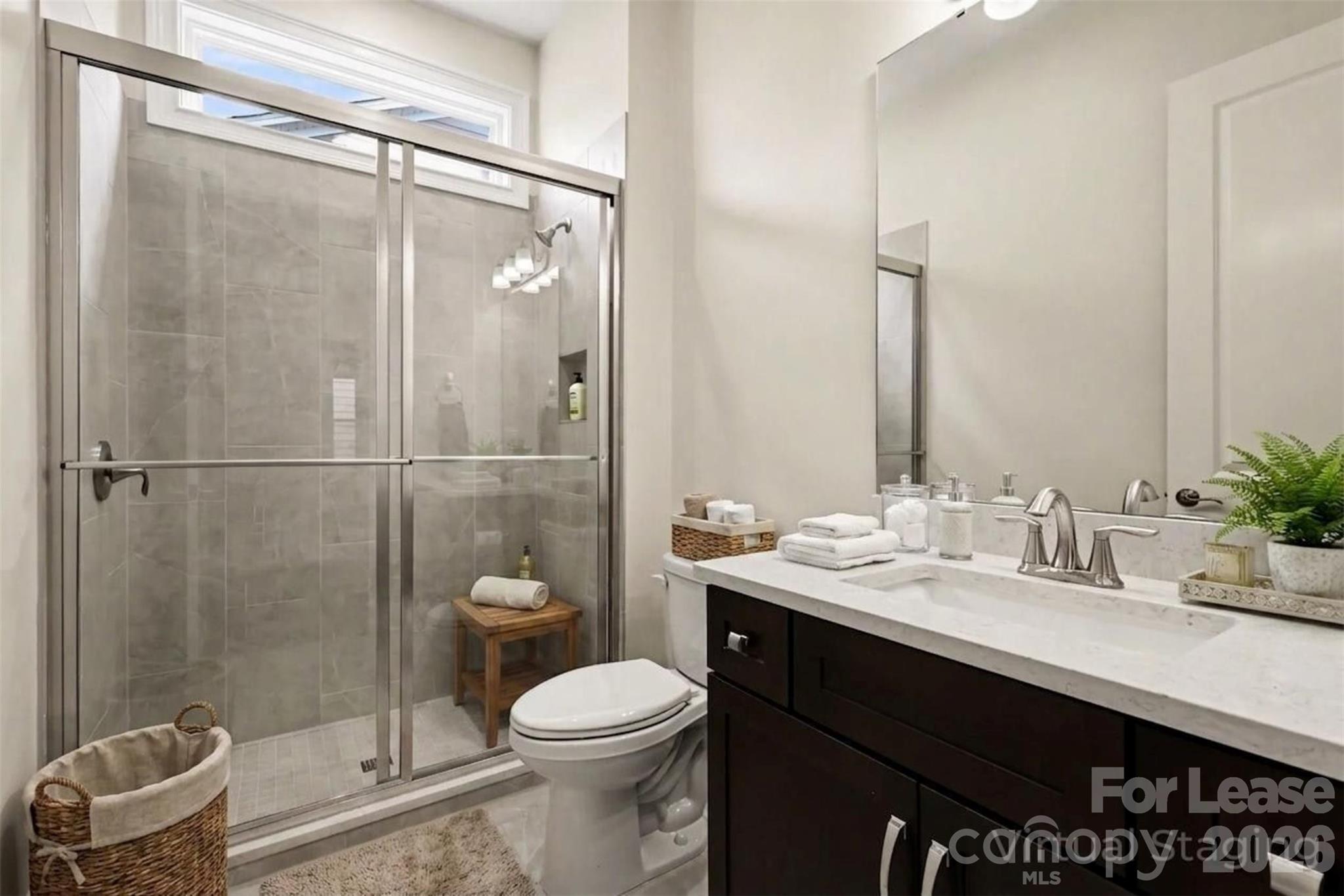 2026 Lake Como Drive Property Photo 20