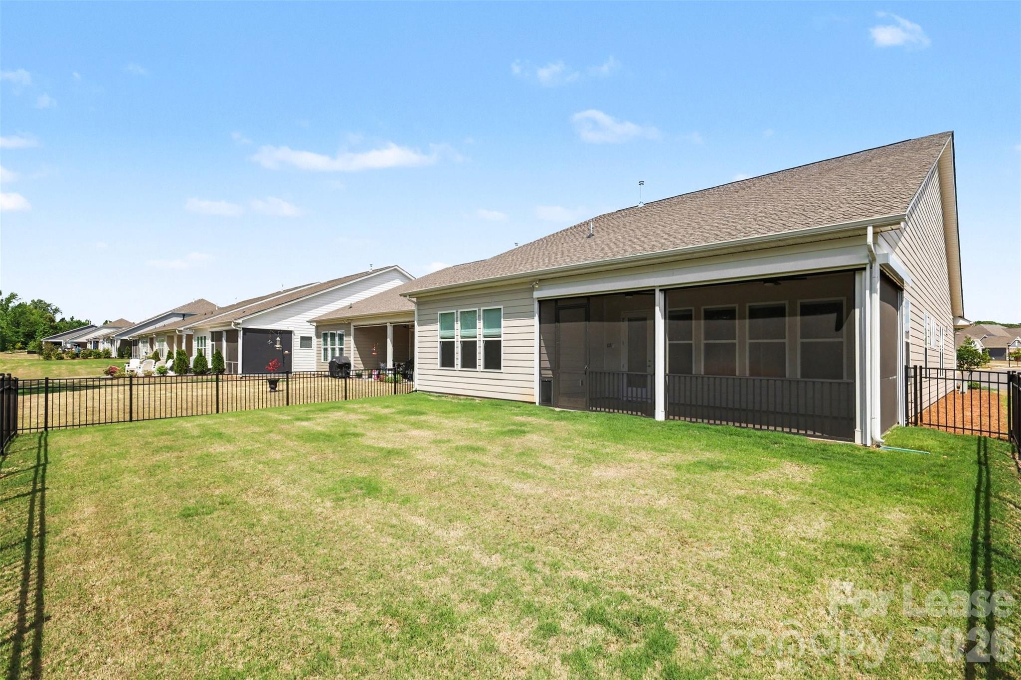 2026 Lake Como Drive Property Photo 26