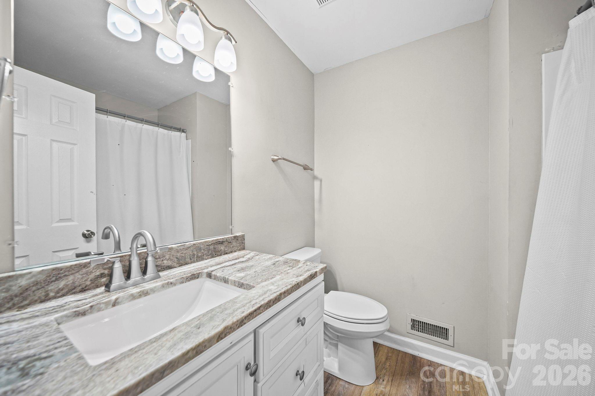 619 Cedarwood Drive Property Photo 11