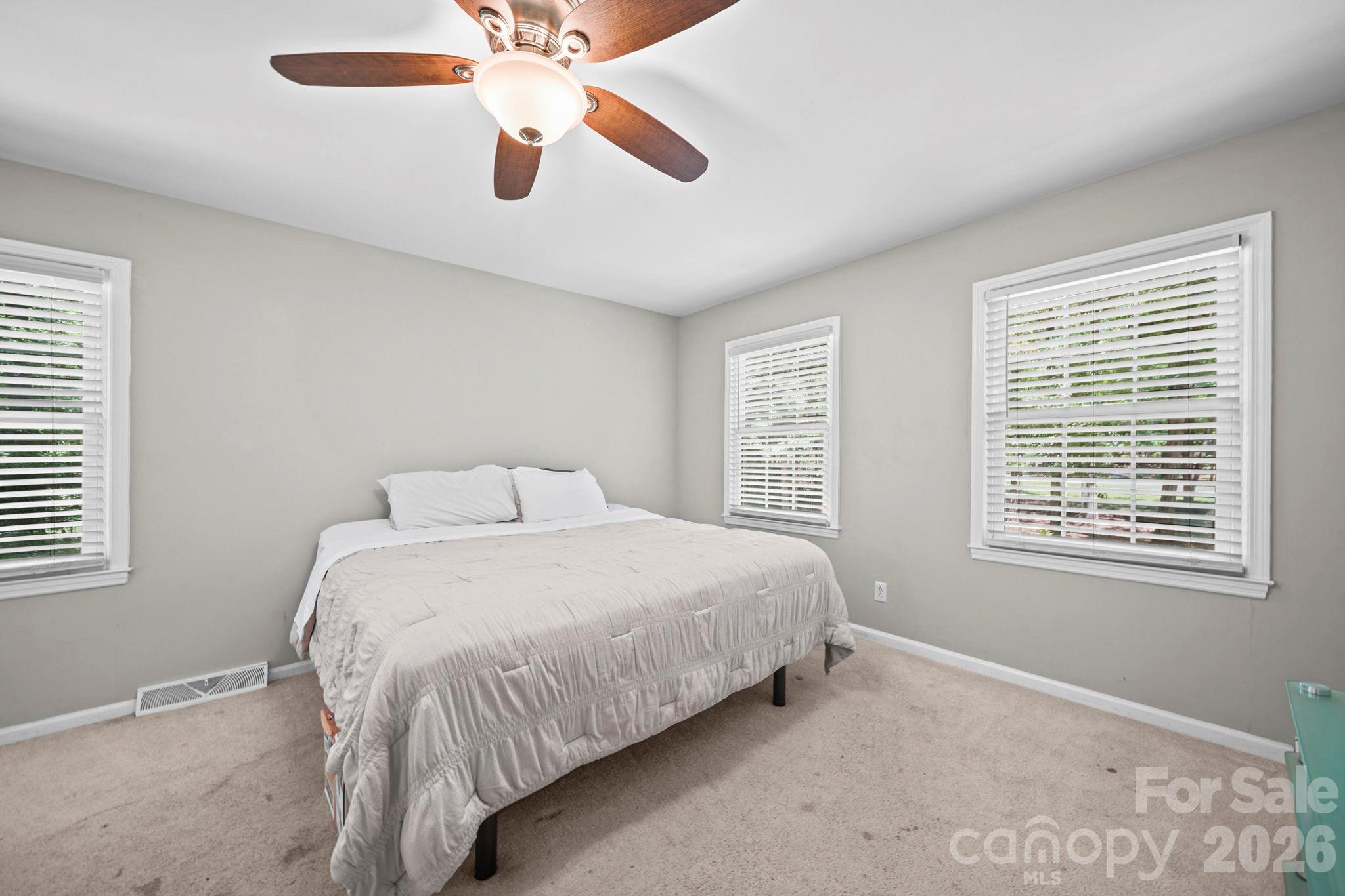 619 Cedarwood Drive Property Photo 15
