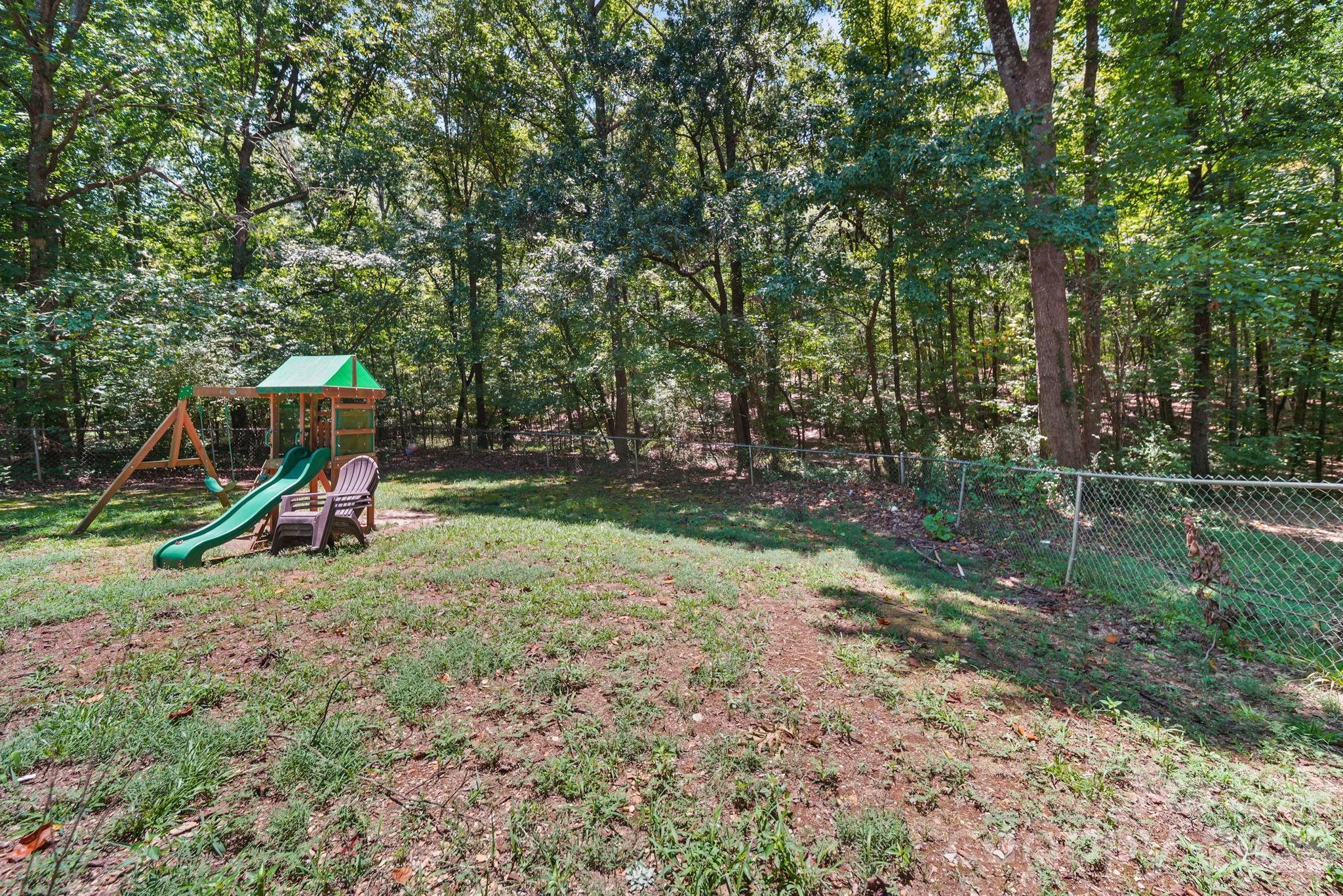 619 Cedarwood Drive Property Photo 22