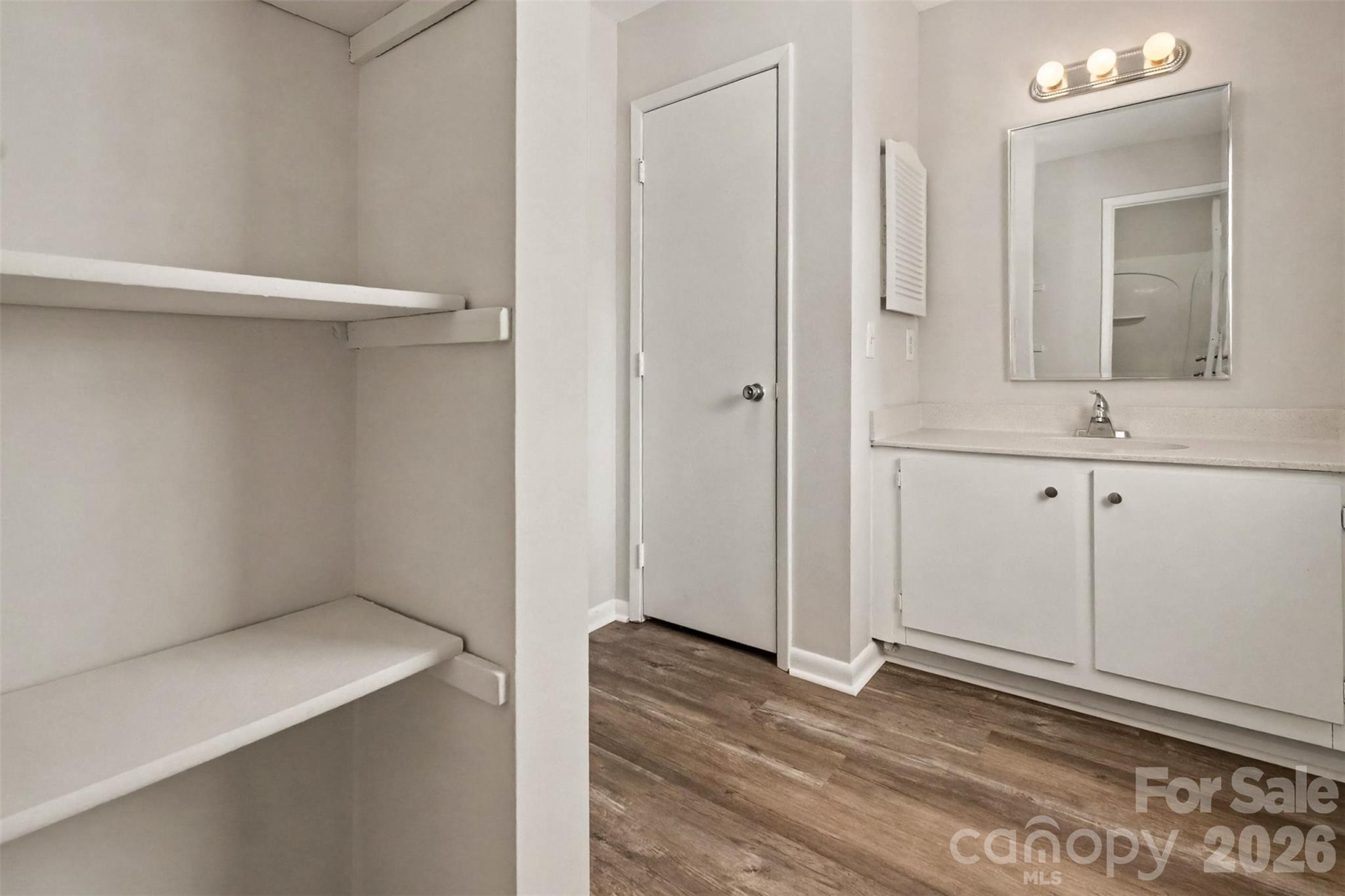3312 Heathstead Place Property Photo 12