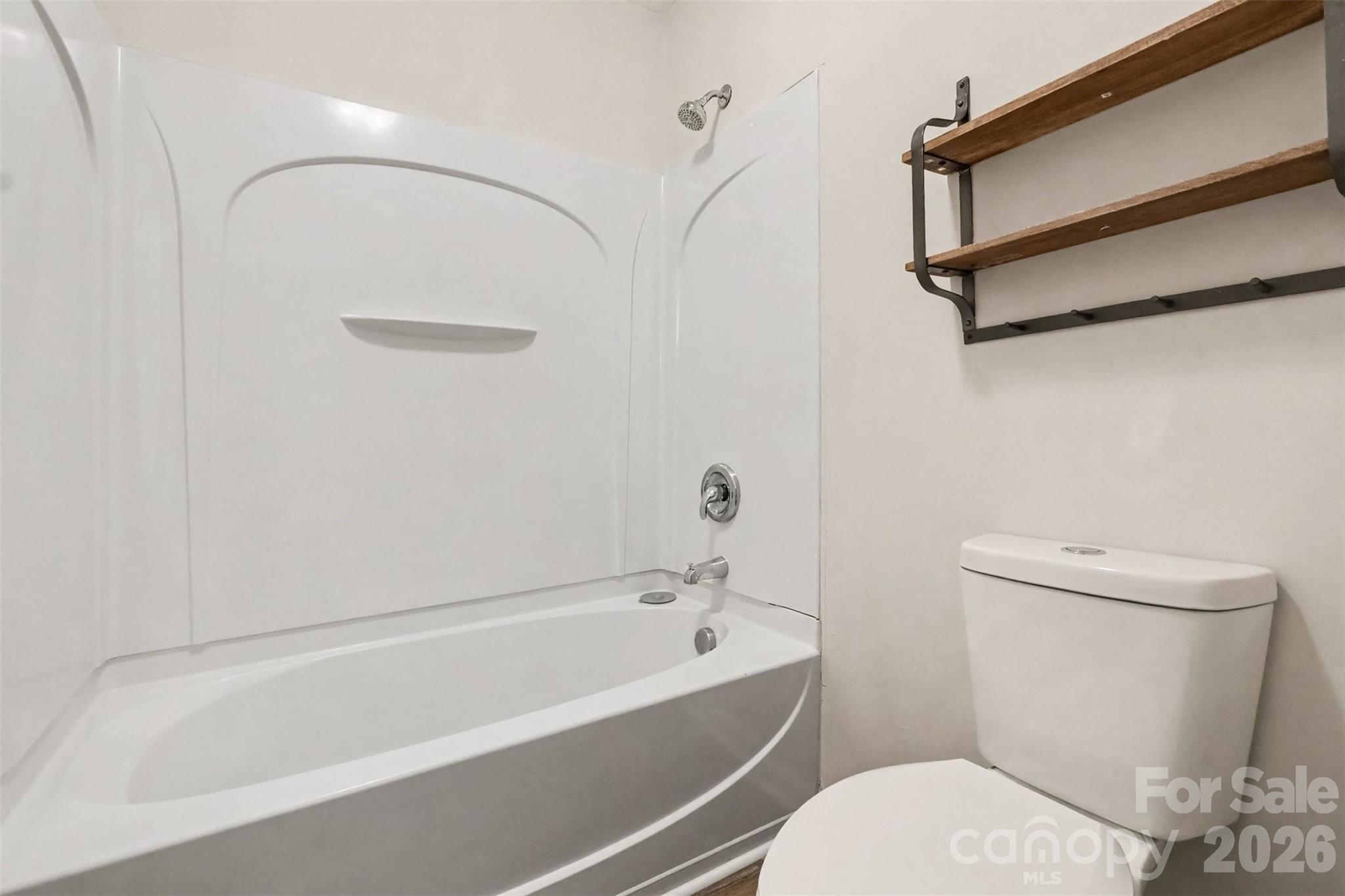 3312 Heathstead Place Property Photo 13
