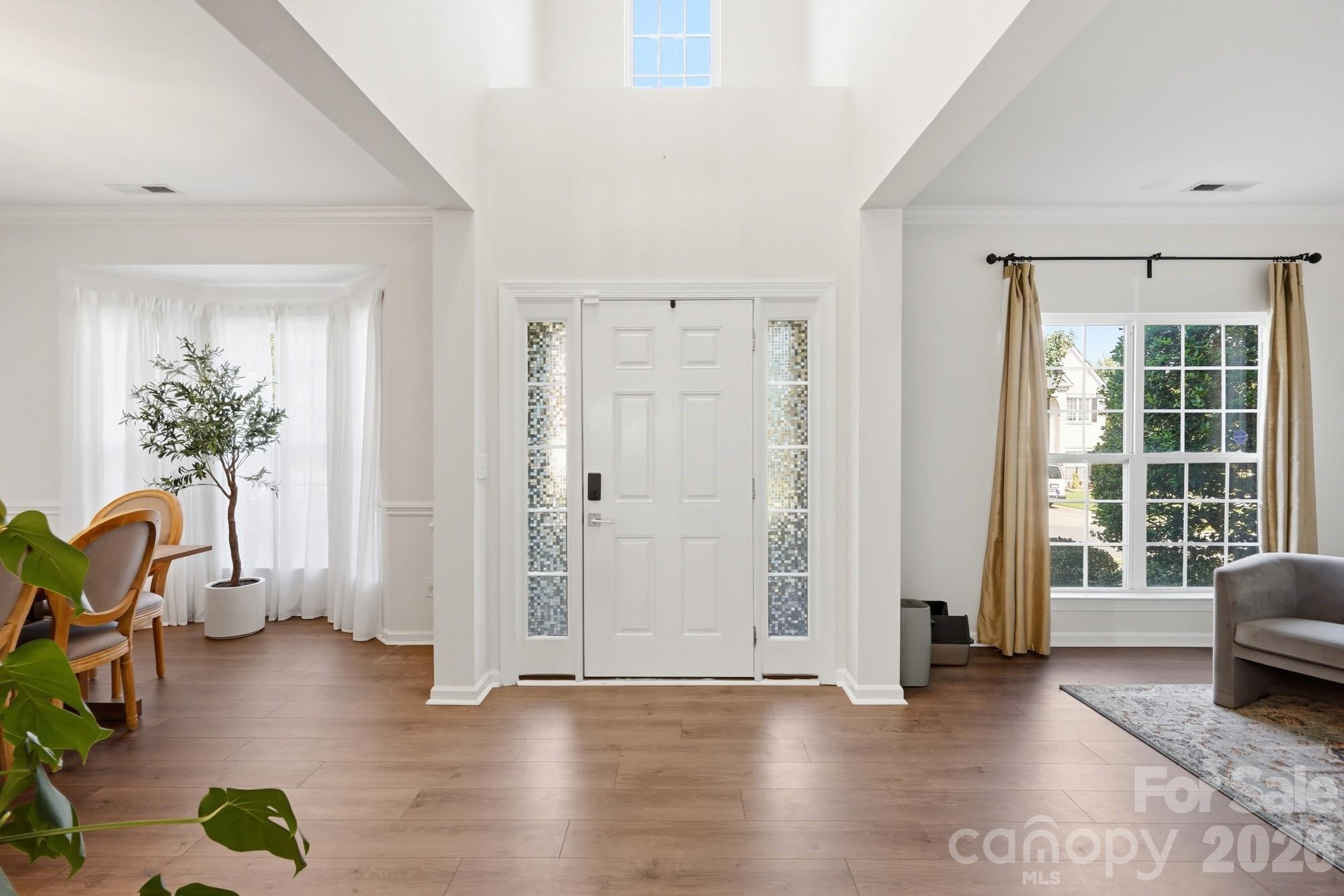 6226 Castlecove Road Property Photo 3