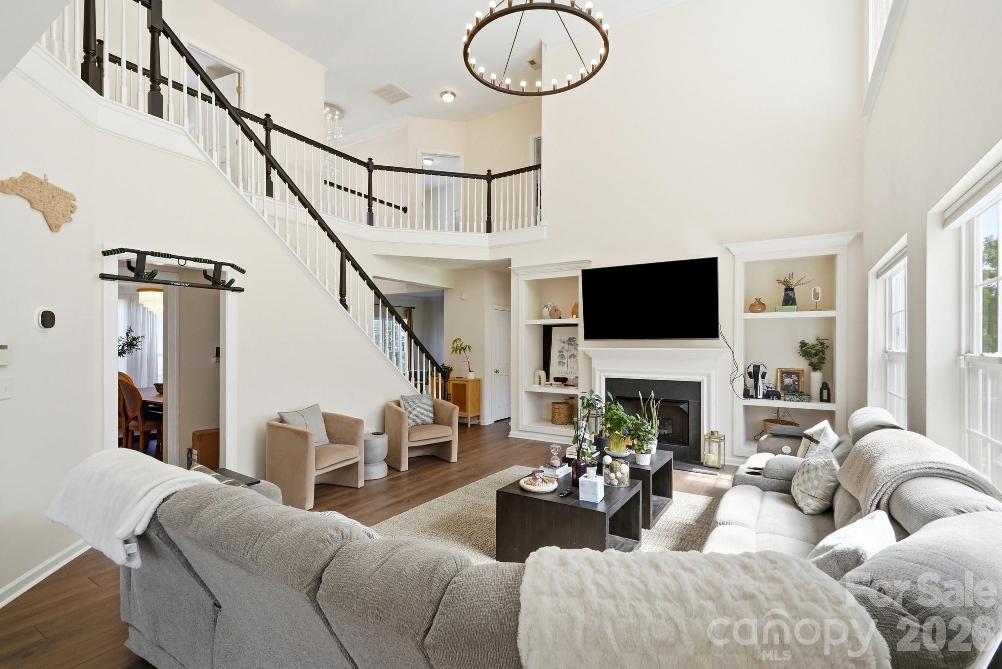 6226 Castlecove Road Property Photo 9