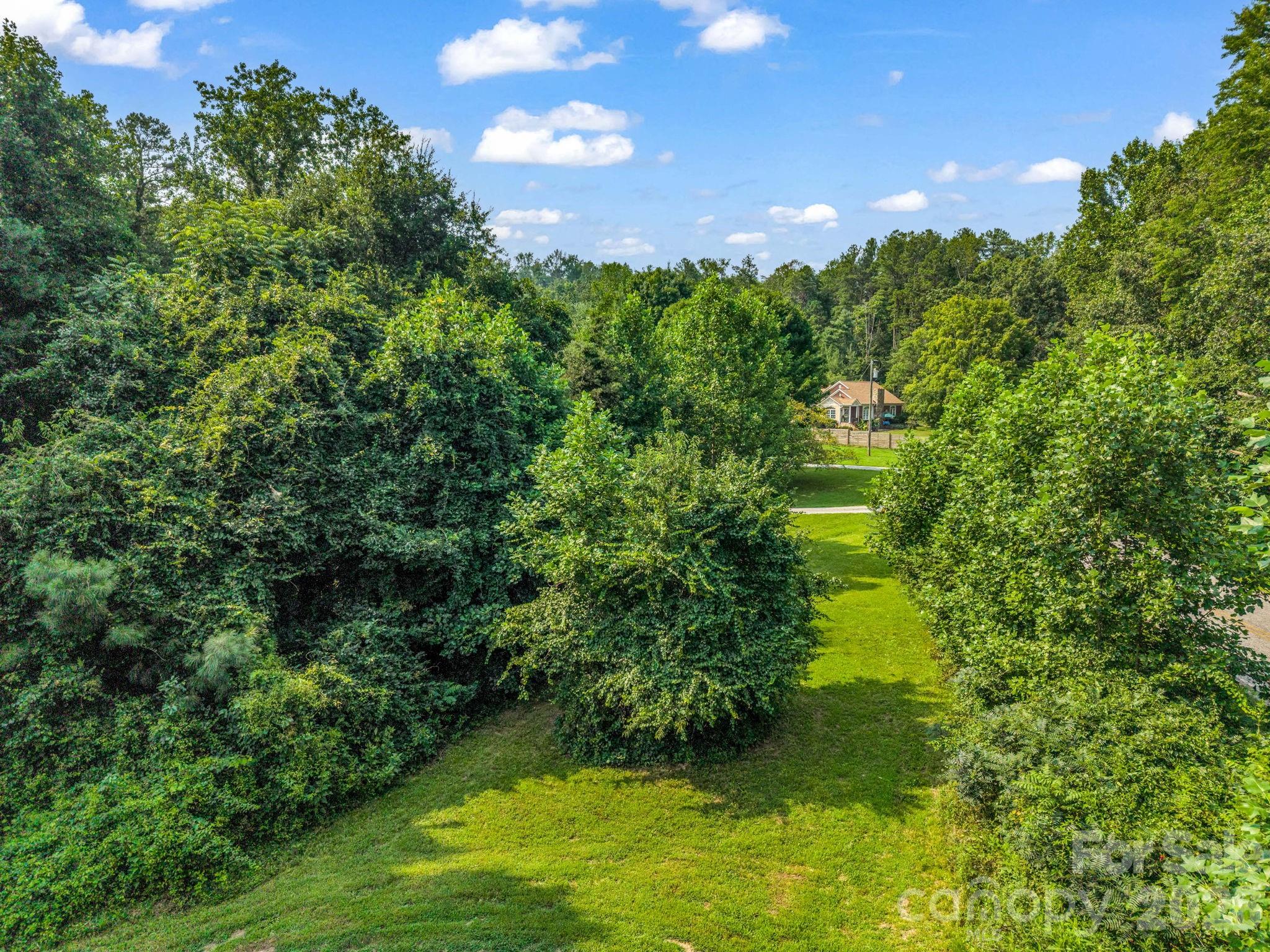 567 Flynn Road Property Photo 8