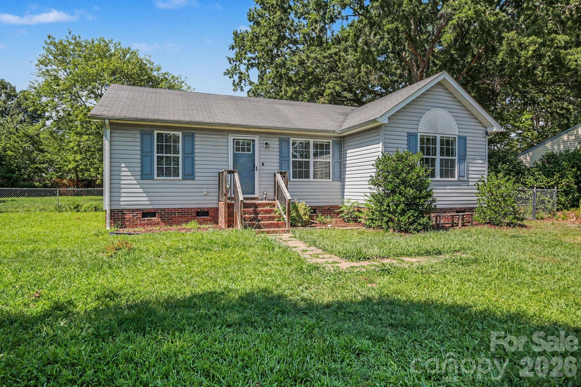 1341 E Cannon Avenue Property Photo 1