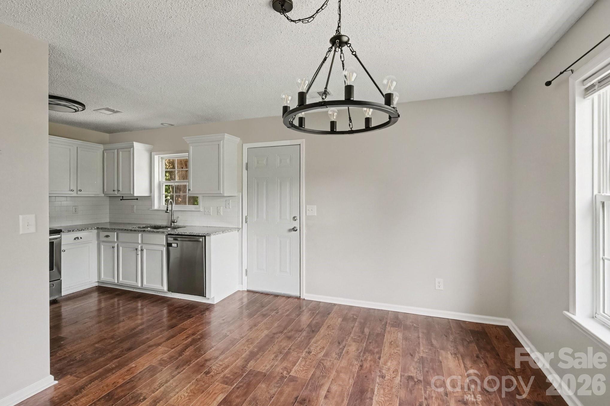 1341 E Cannon Avenue Property Photo 7