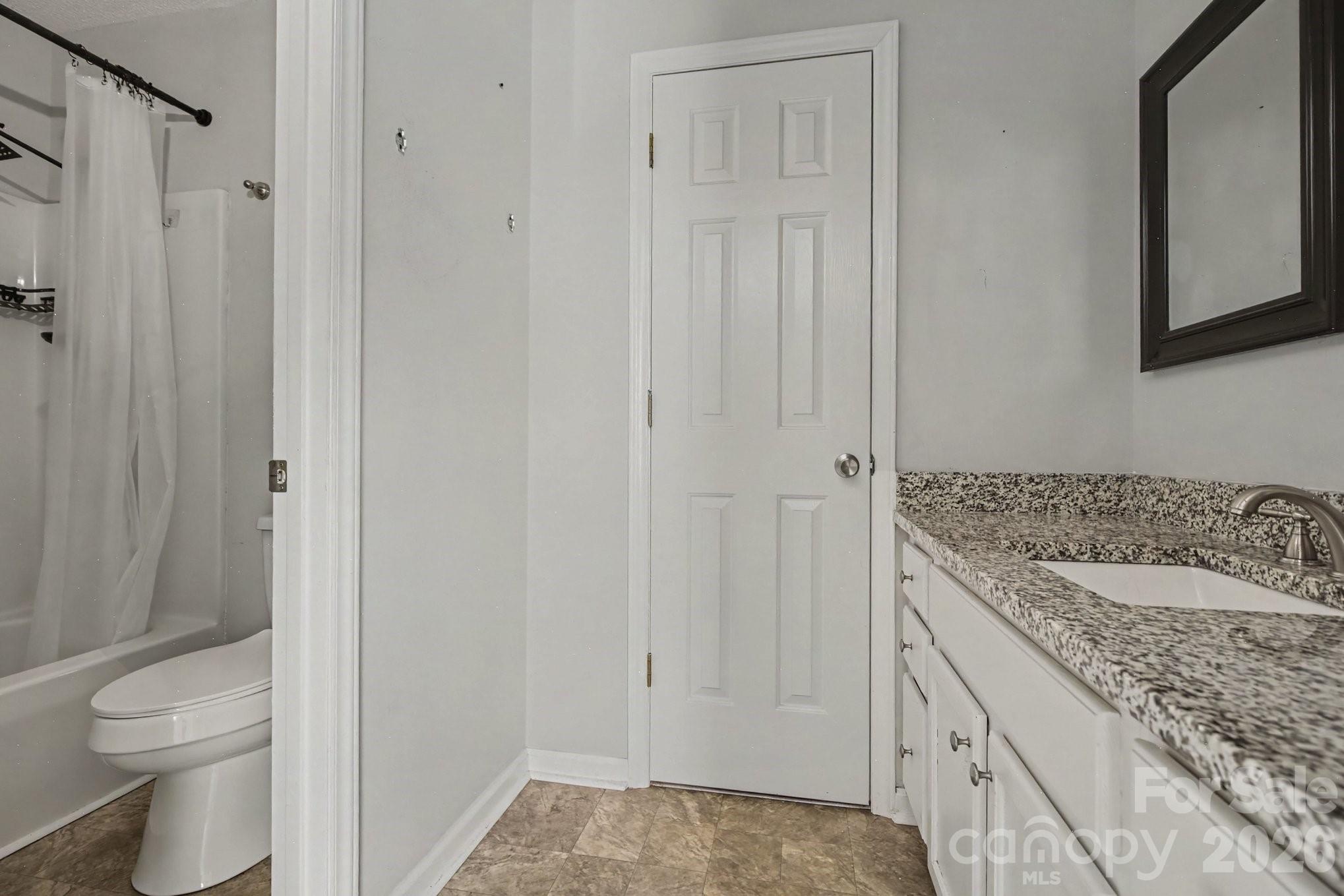 1341 E Cannon Avenue Property Photo 9