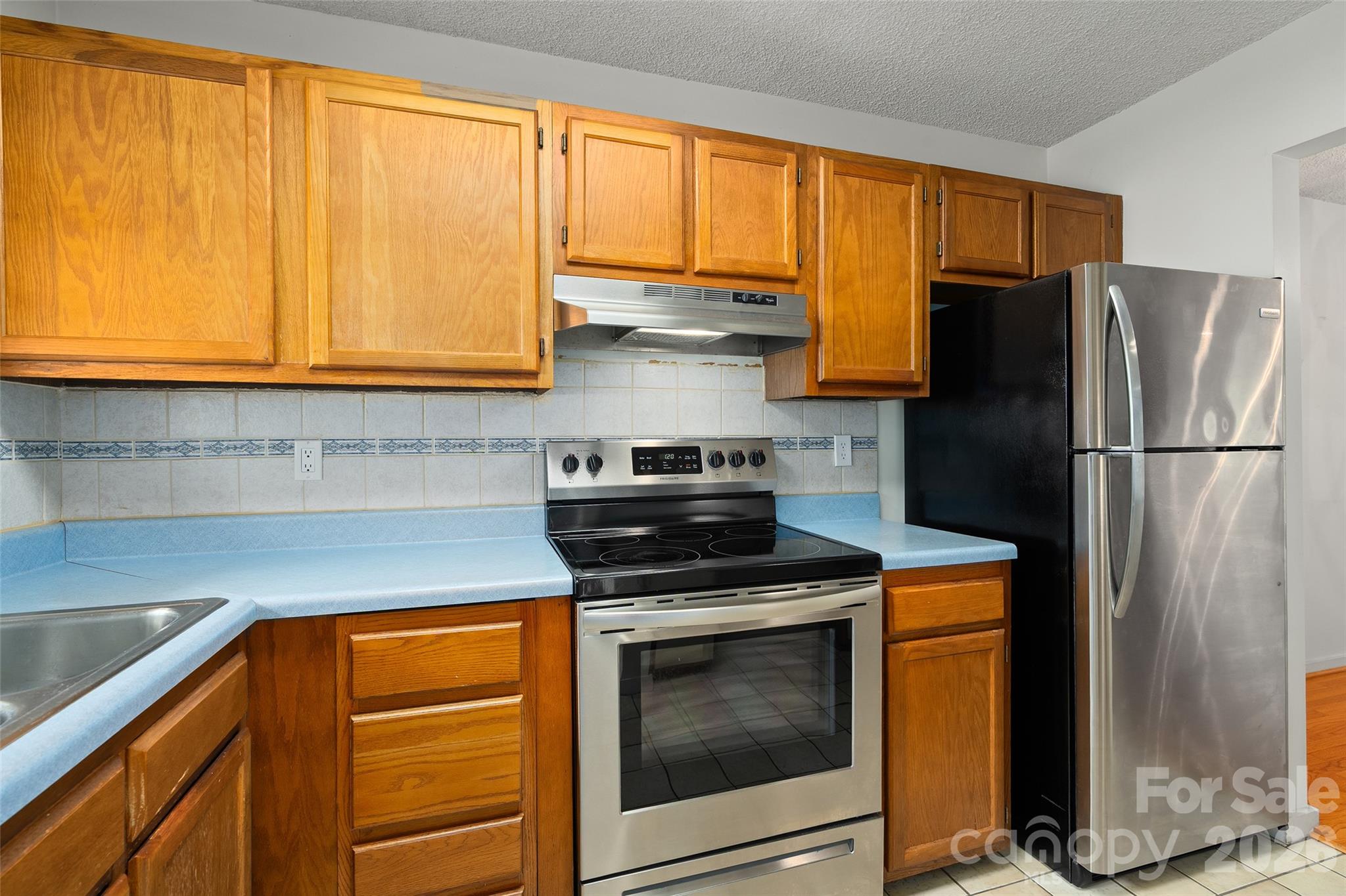 36 Meadows Lane Property Photo 10